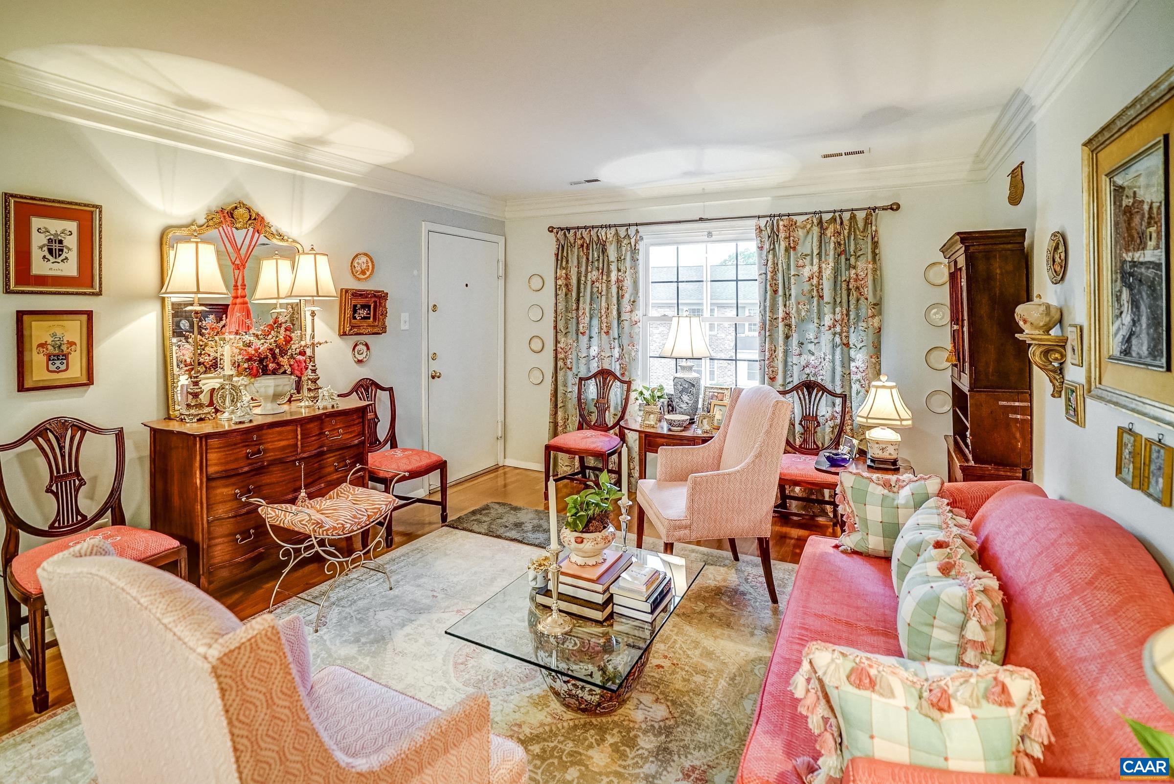 164 HESSIAN HILLS WAY Unit: 4