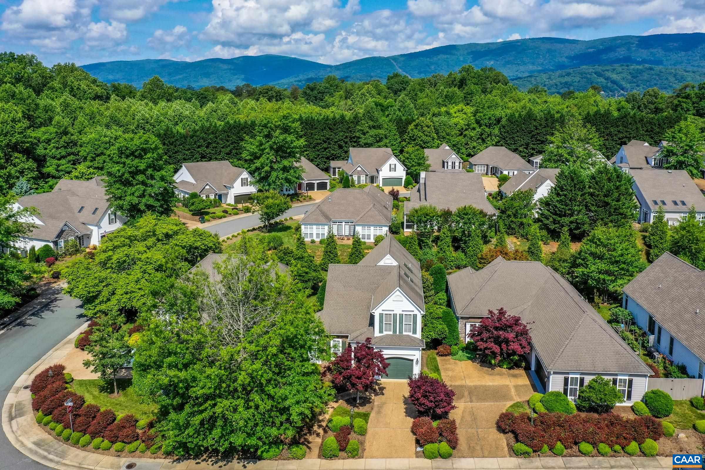 1311 STONEGATE CT