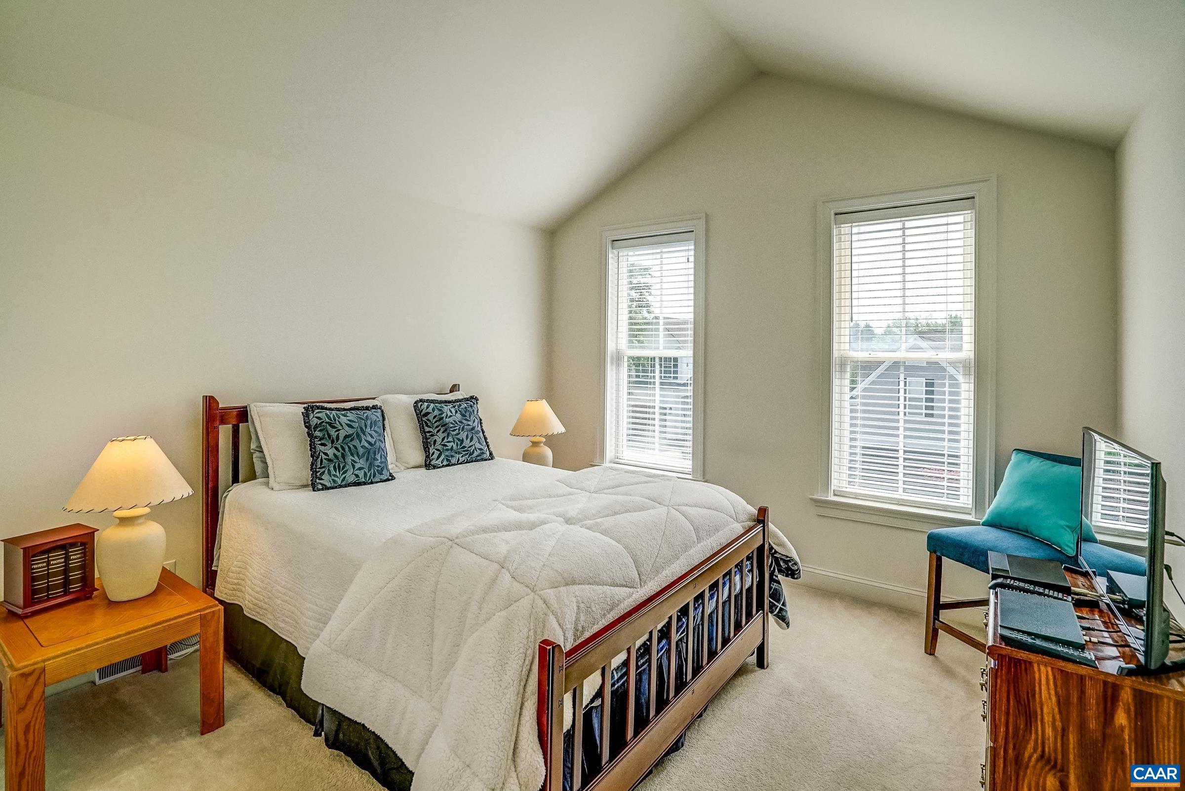 1311 STONEGATE CT
