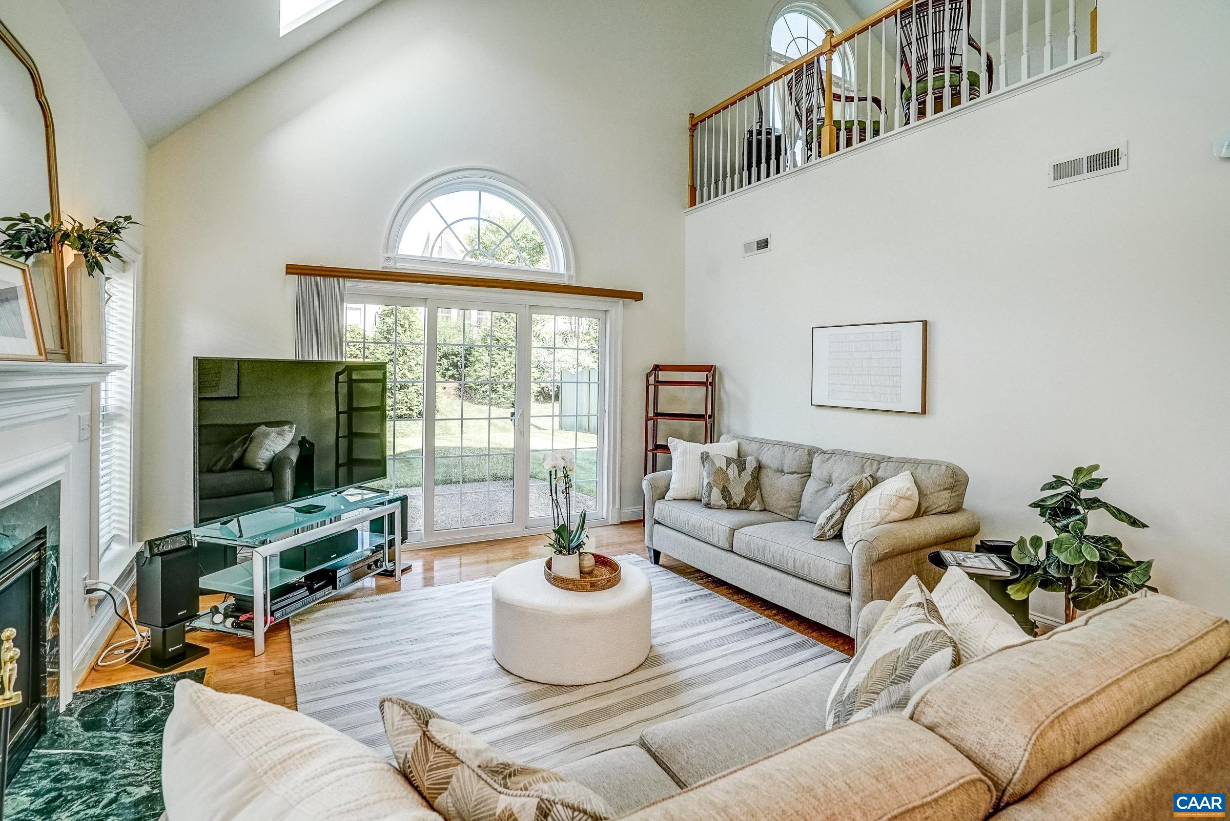 1311 STONEGATE CT