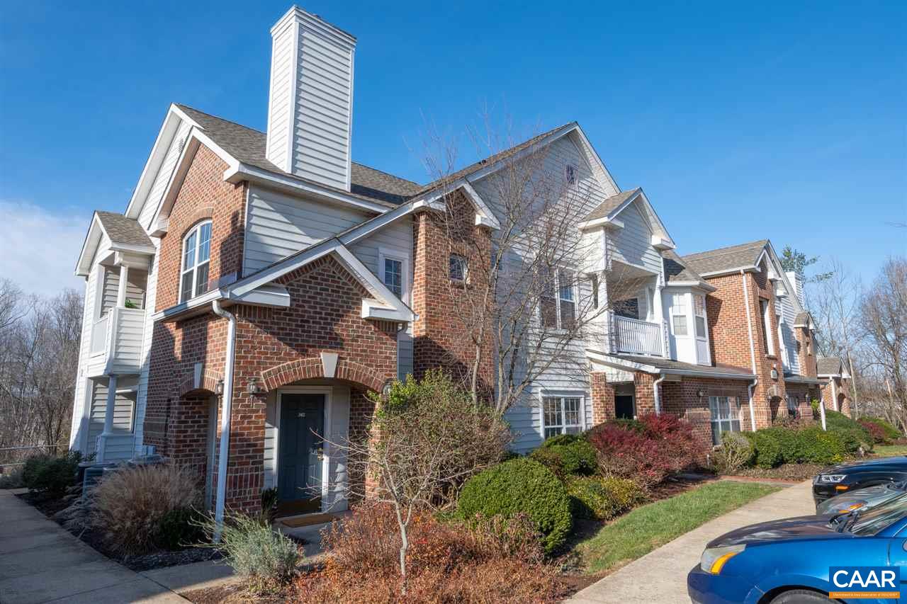1005 WEYBRIDGE CT Unit: 202