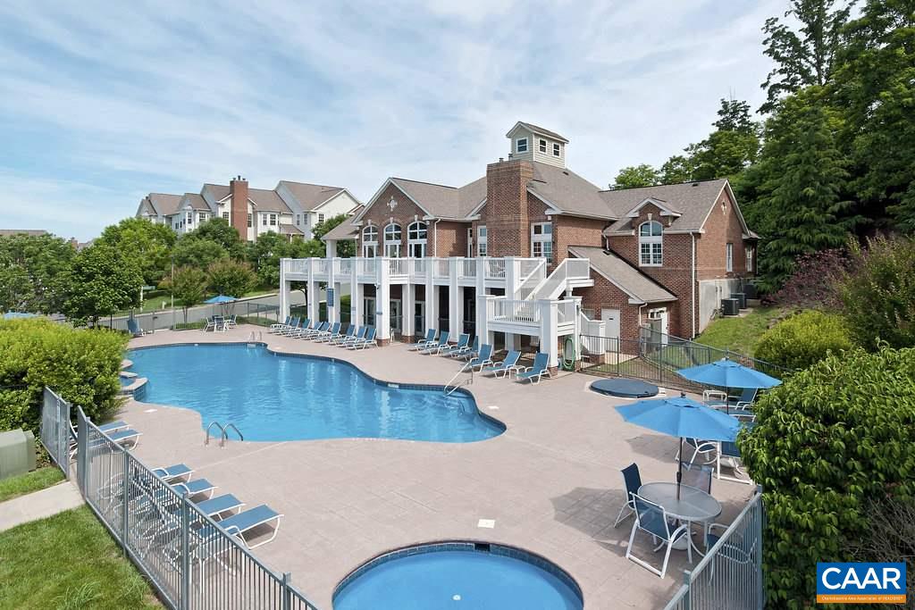 1035 WEYBRIDGE CT Unit: 205