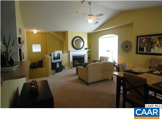 1015 WEYBRIDGE CT Unit: 305