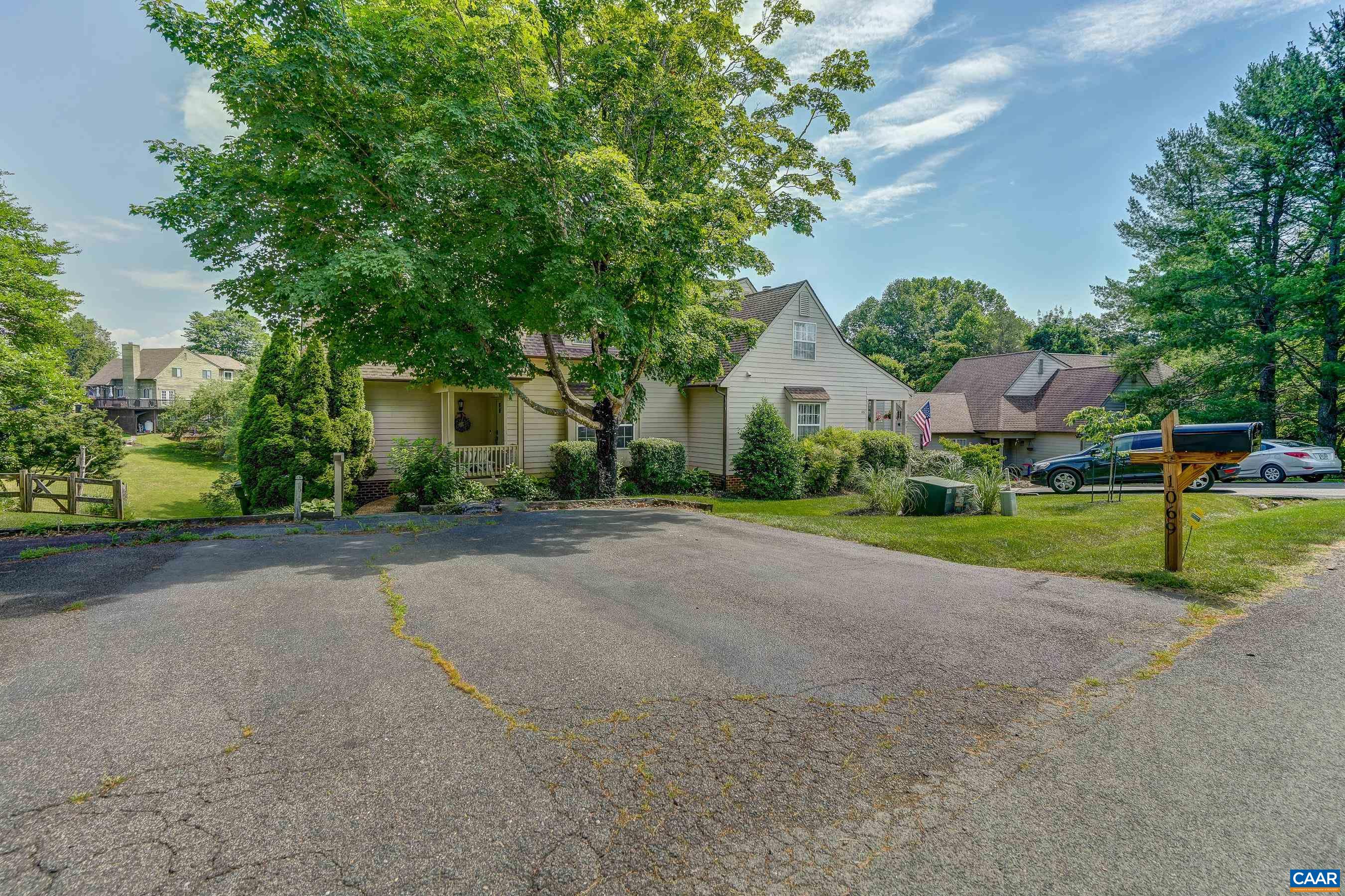 1069 AMBER RIDGE RD