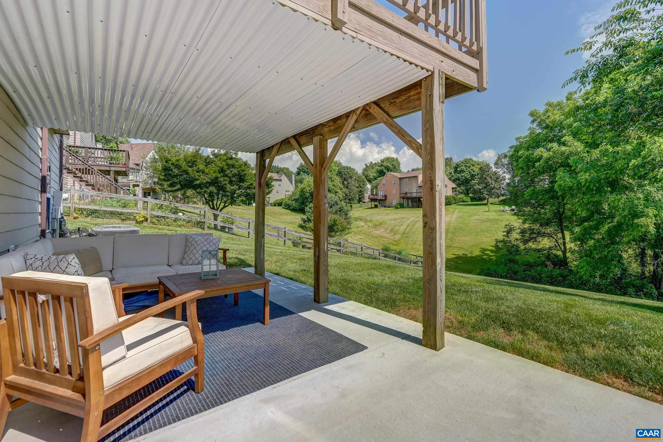 1069 AMBER RIDGE RD