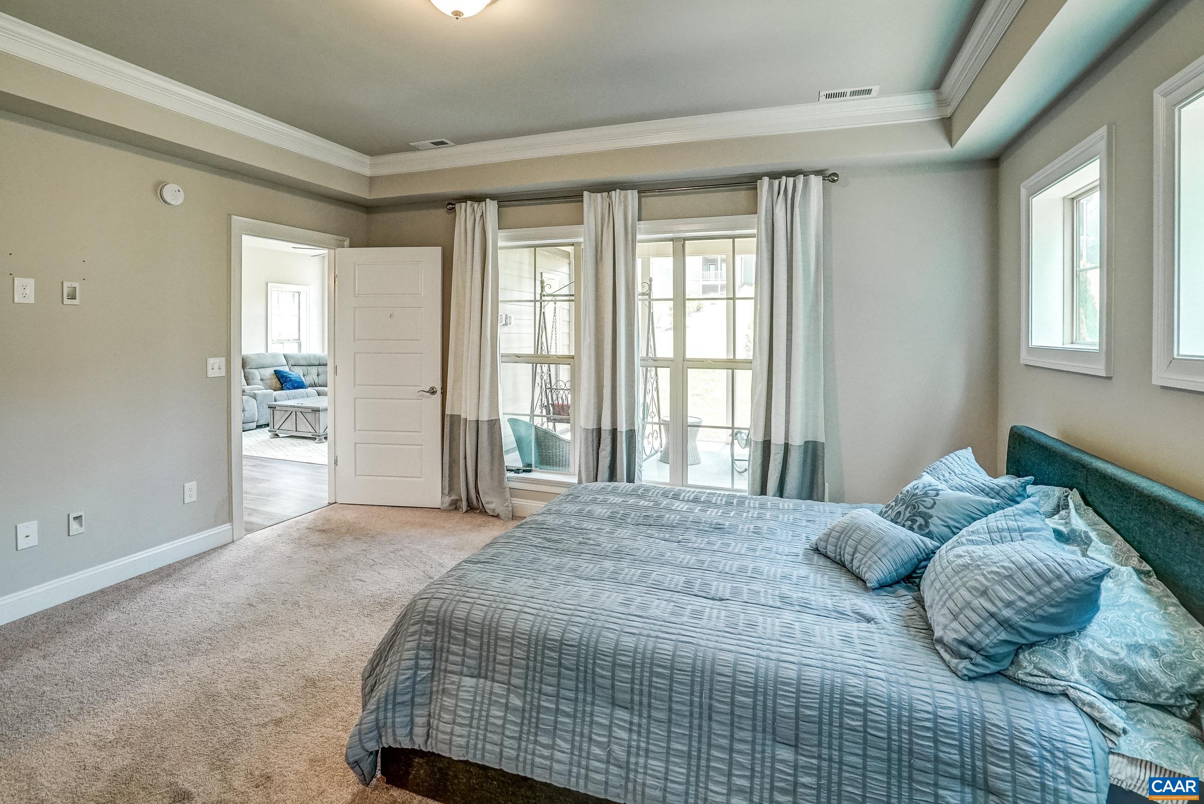 3358 CROSSCREEK PL