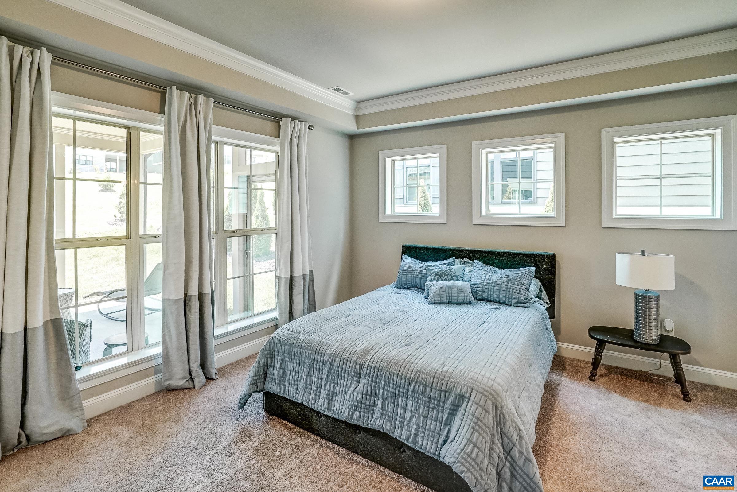 3358 CROSSCREEK PL