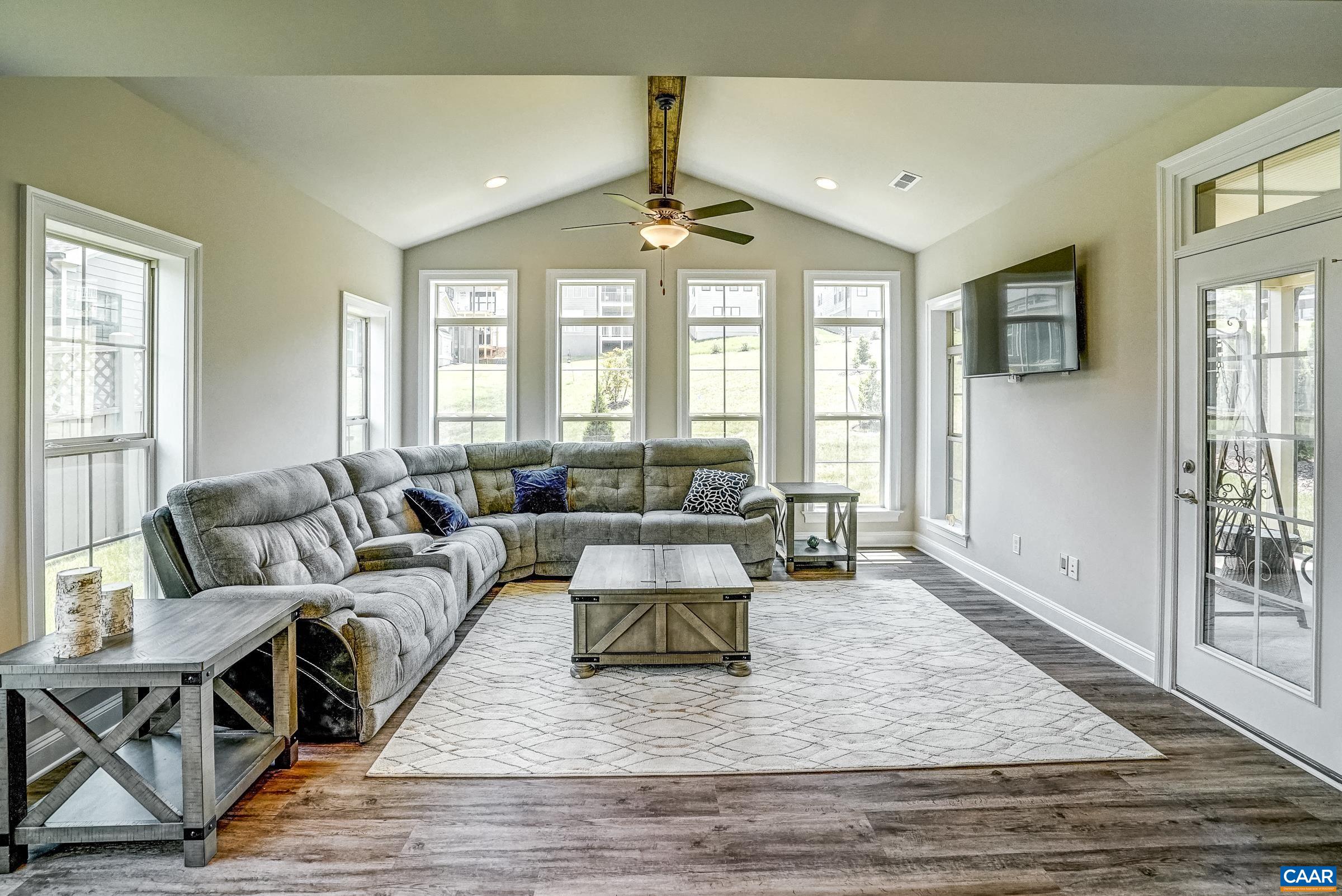 3358 CROSSCREEK PL