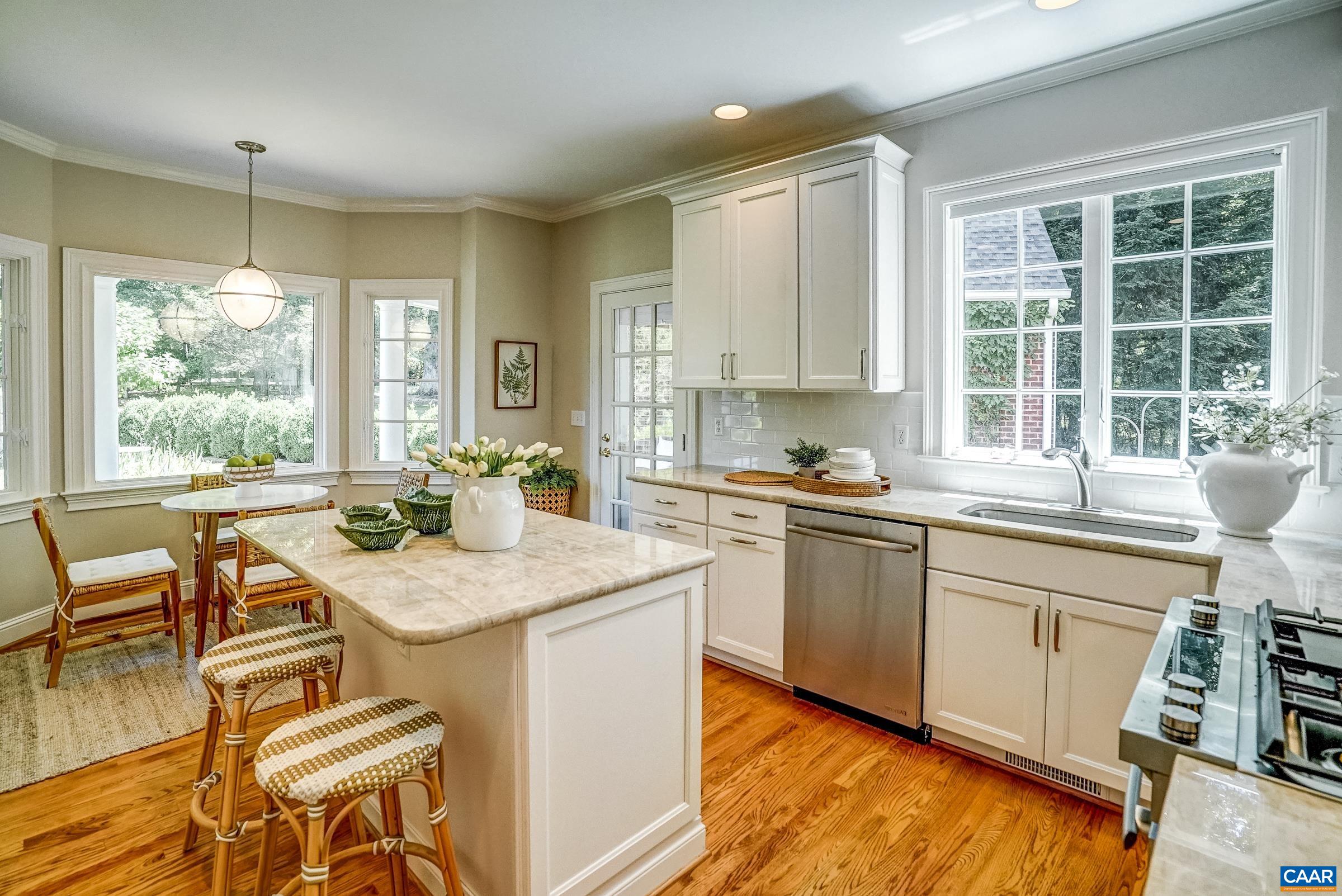 3170 BEAU MONT FARM RD