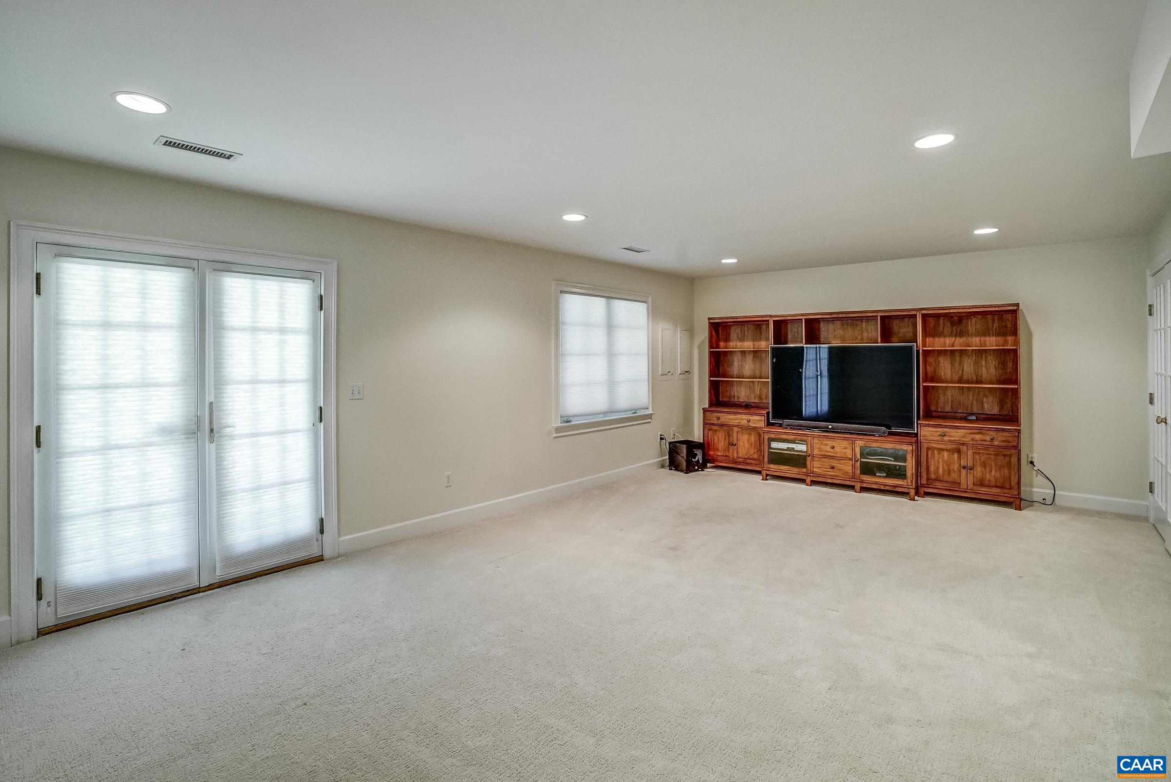 3170 BEAU MONT FARM RD