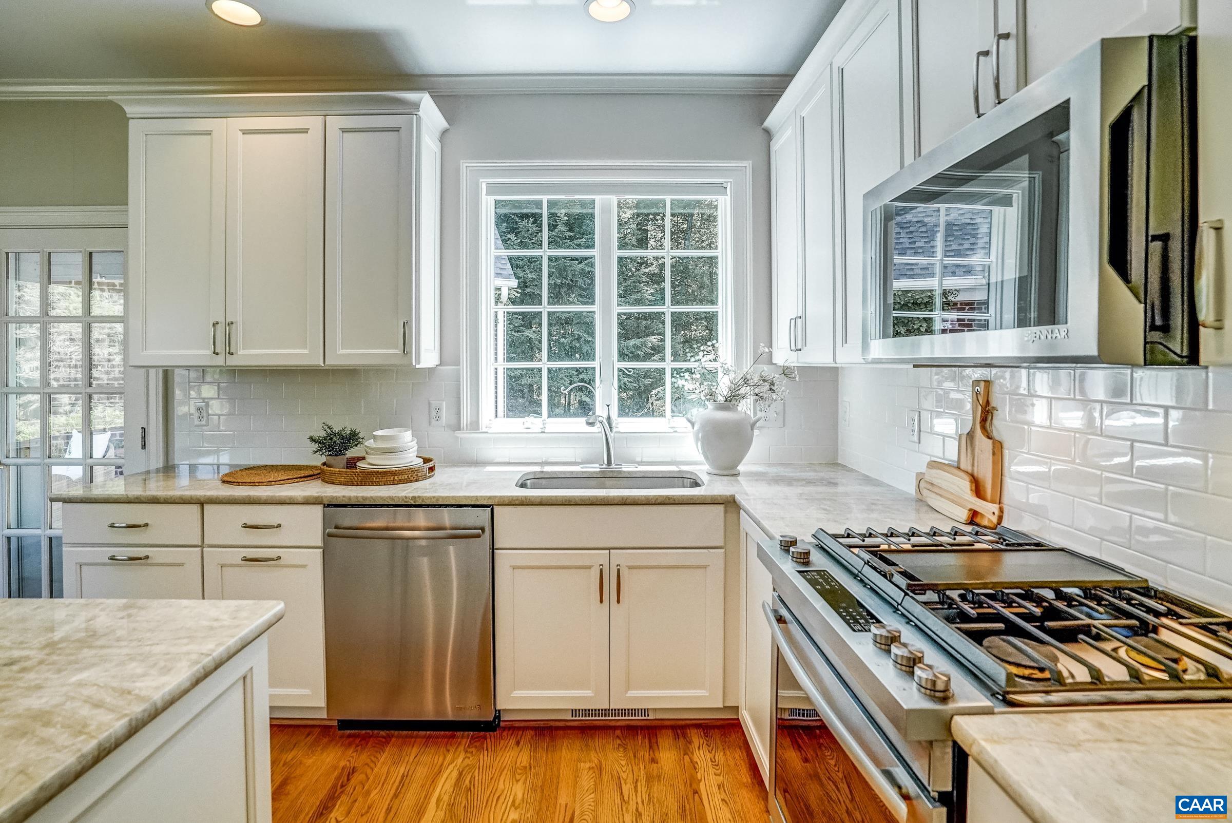 3170 BEAU MONT FARM RD