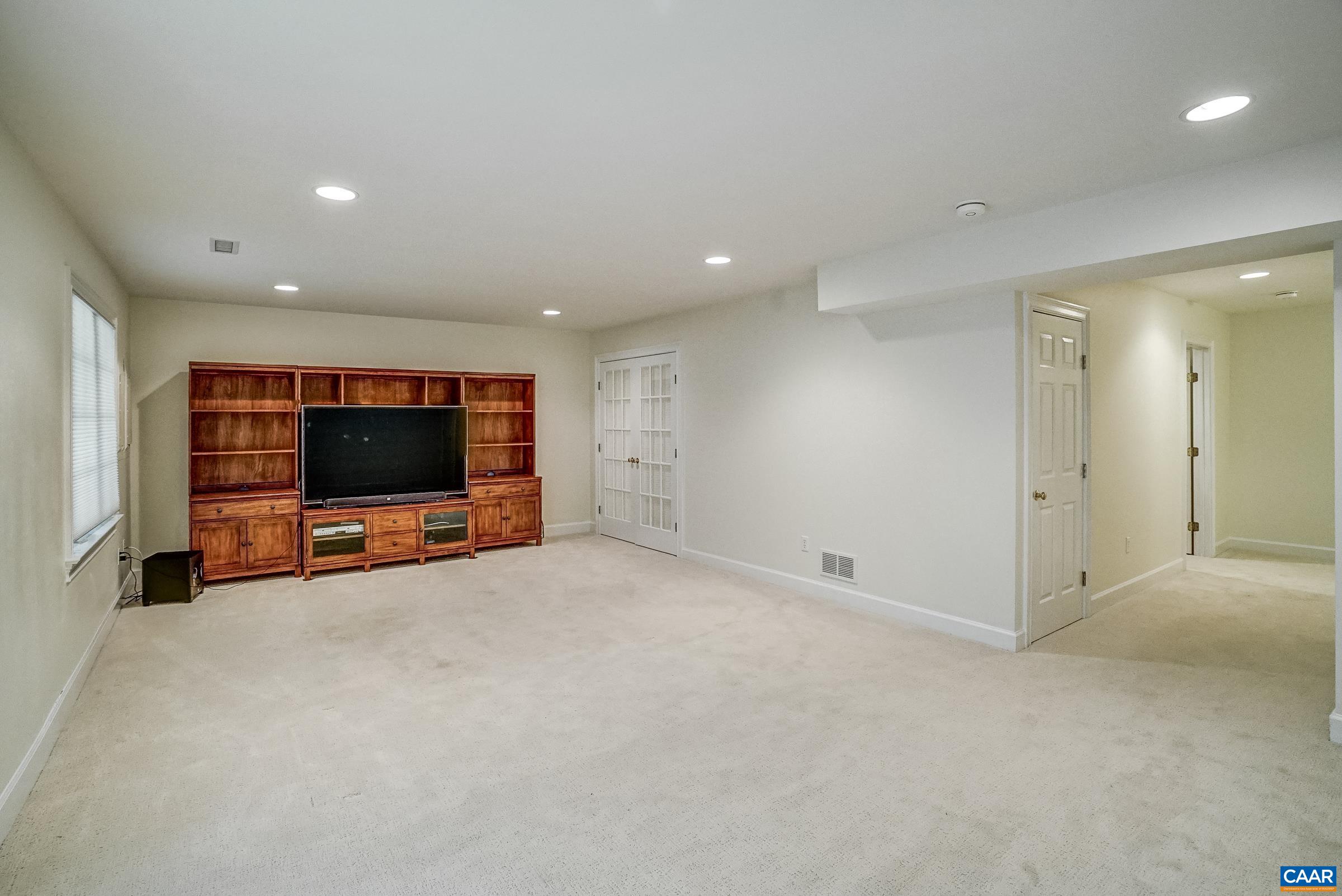 3170 BEAU MONT FARM RD