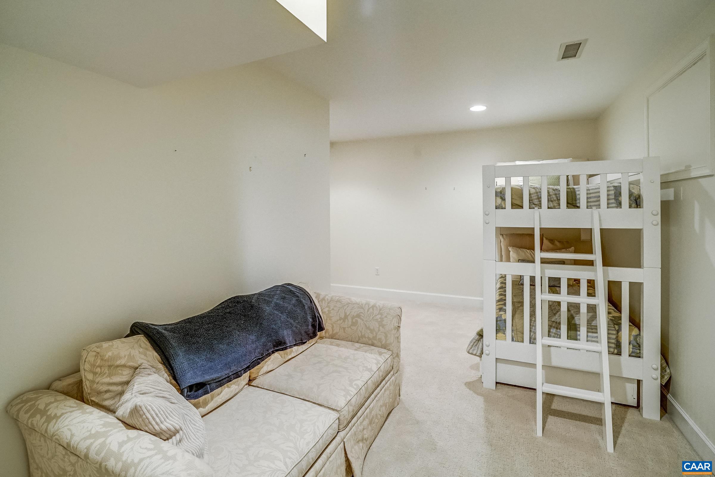 3170 BEAU MONT FARM RD