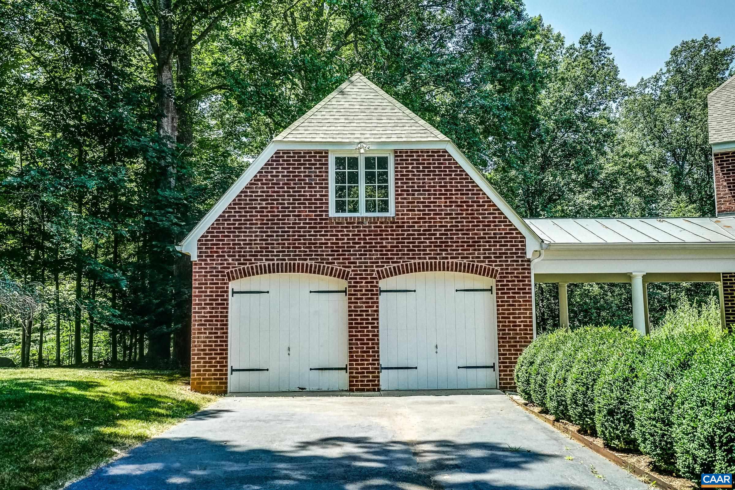 3170 BEAU MONT FARM RD