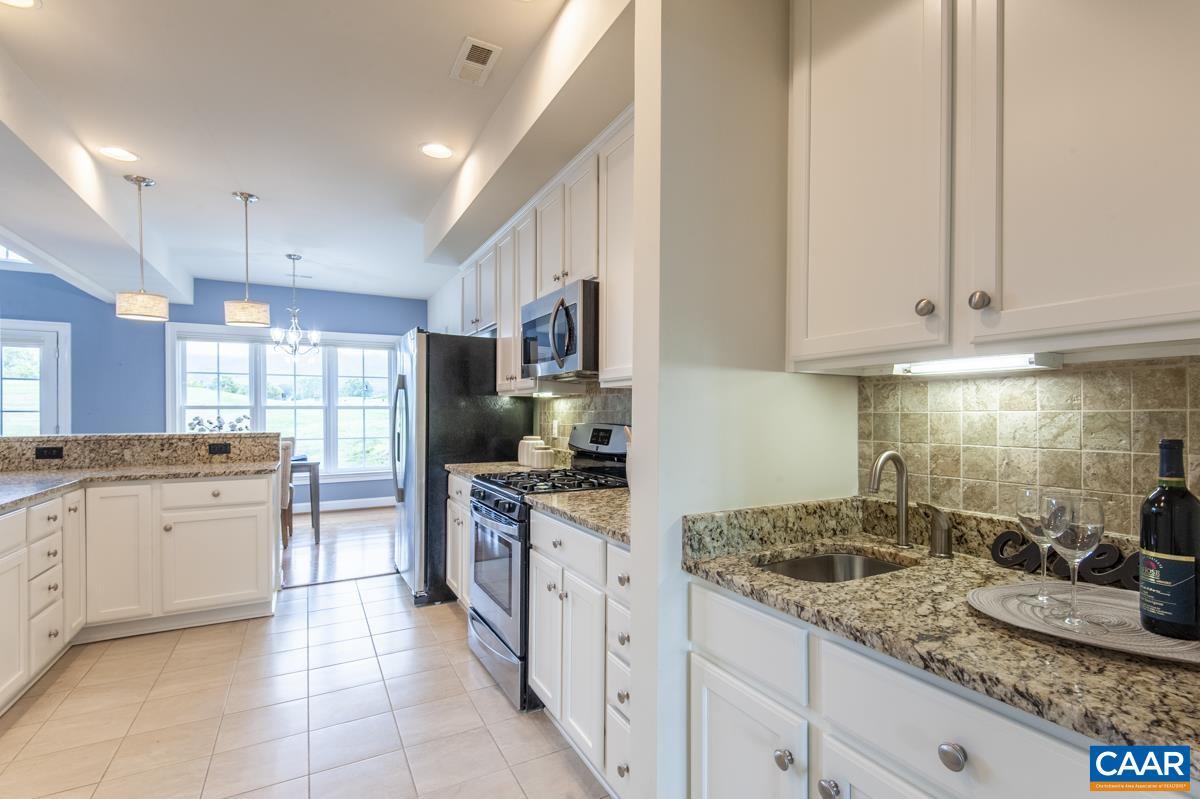 614 BAYWICK CIR
