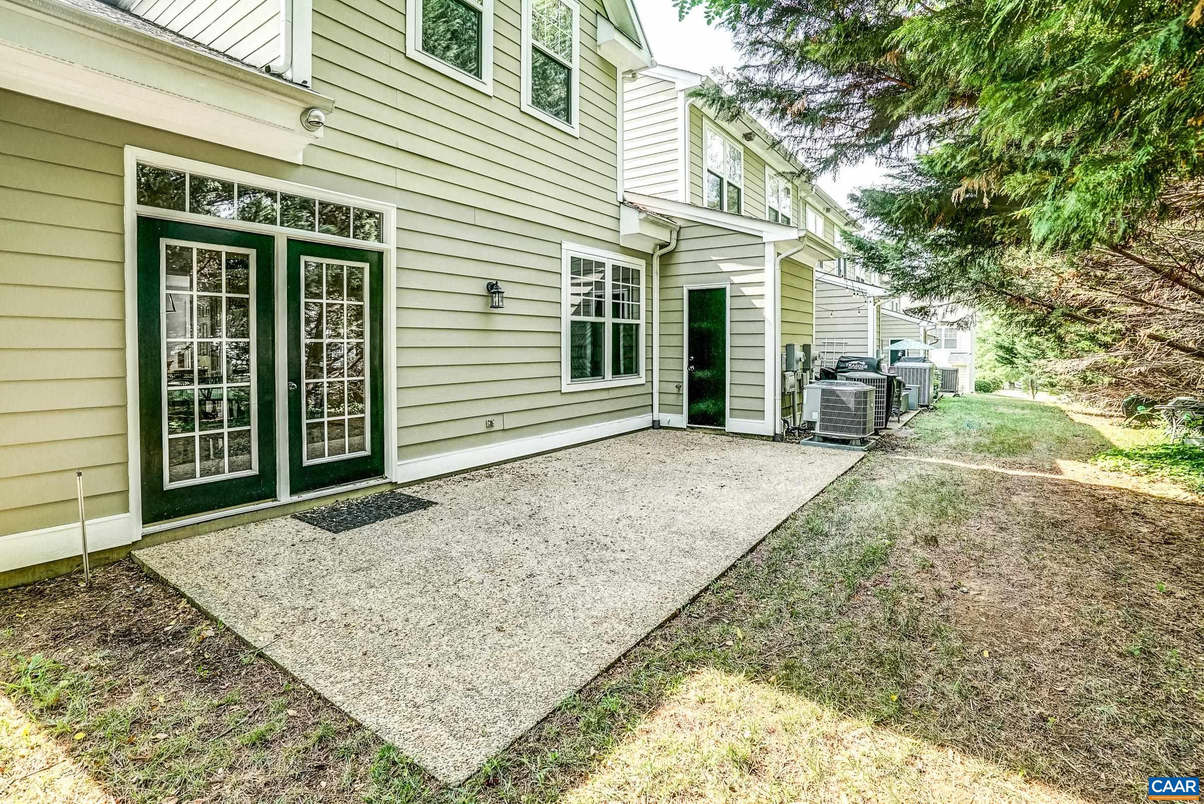 1110 EDMOND CT