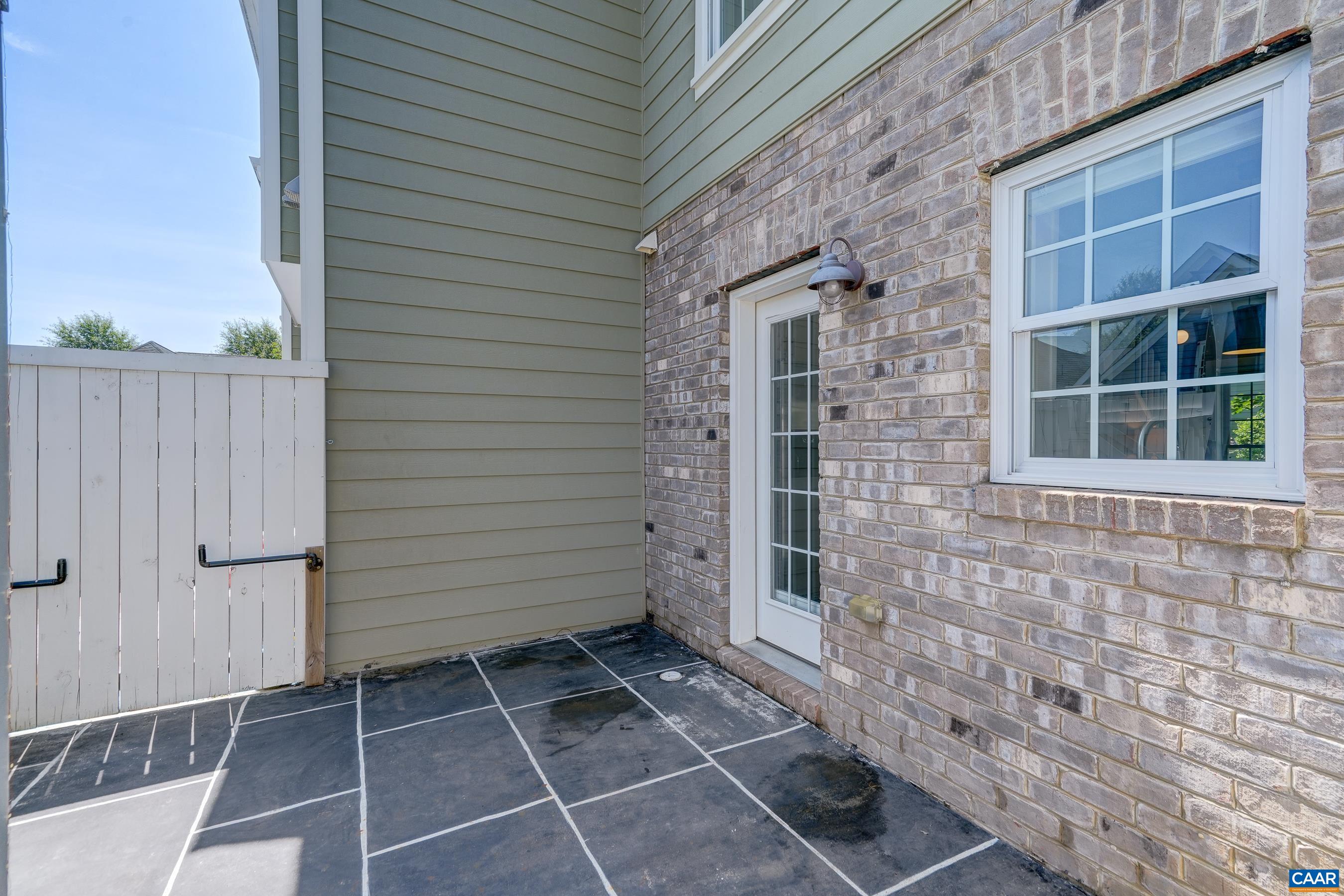 249 PENSHAW CT