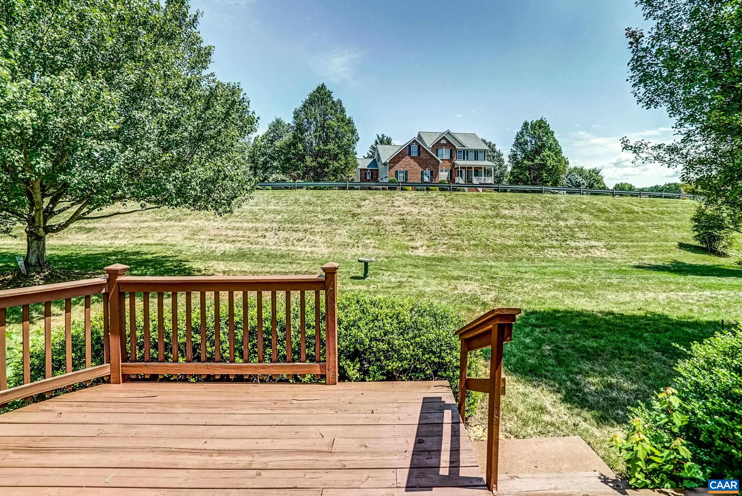 65 ASHLEIGH DR