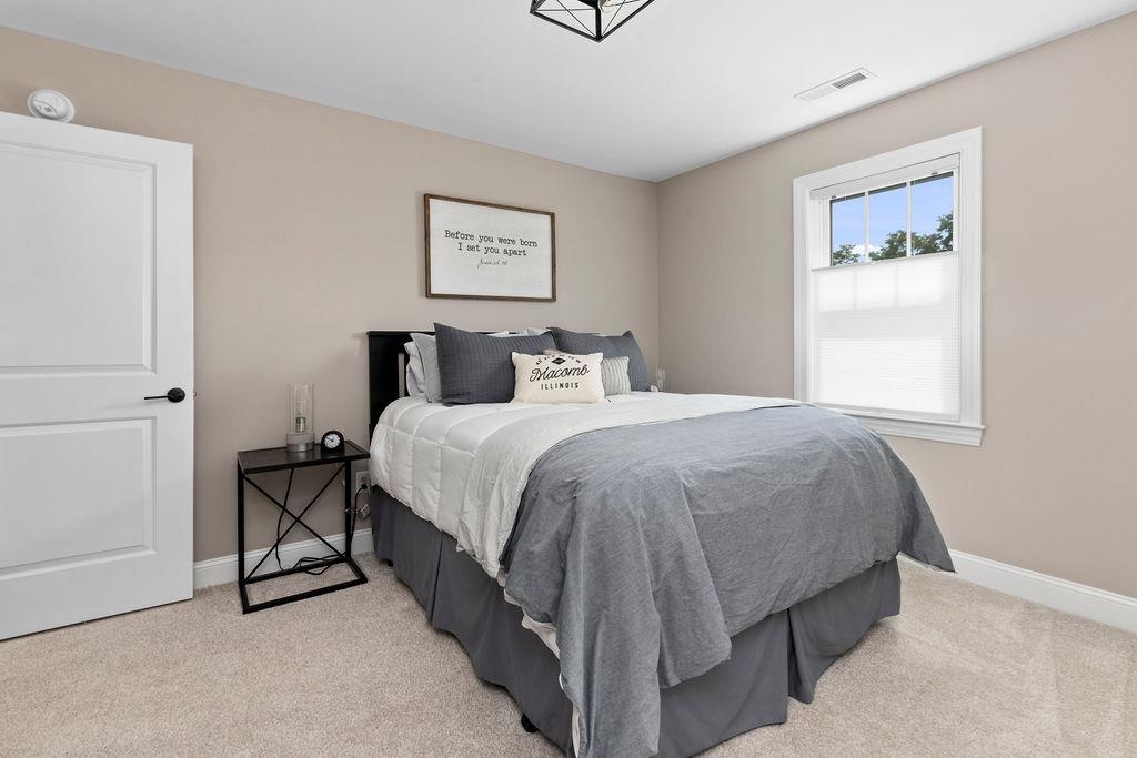 44 WHISPERING OAKS DR