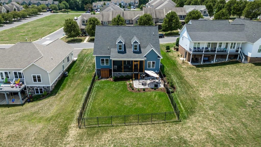 44 WHISPERING OAKS DR