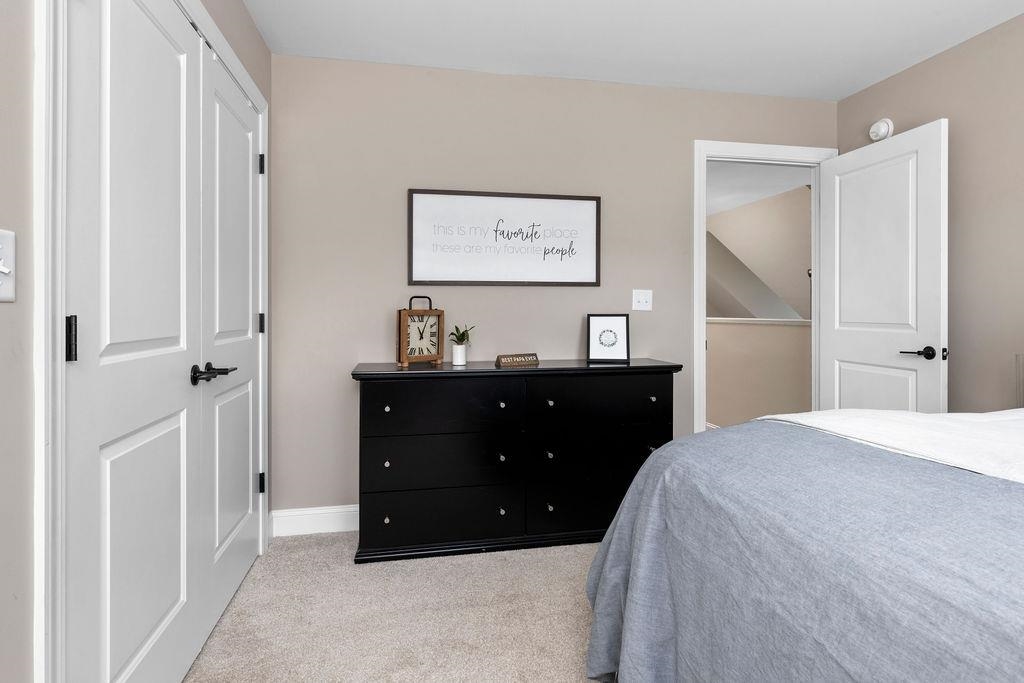 44 WHISPERING OAKS DR