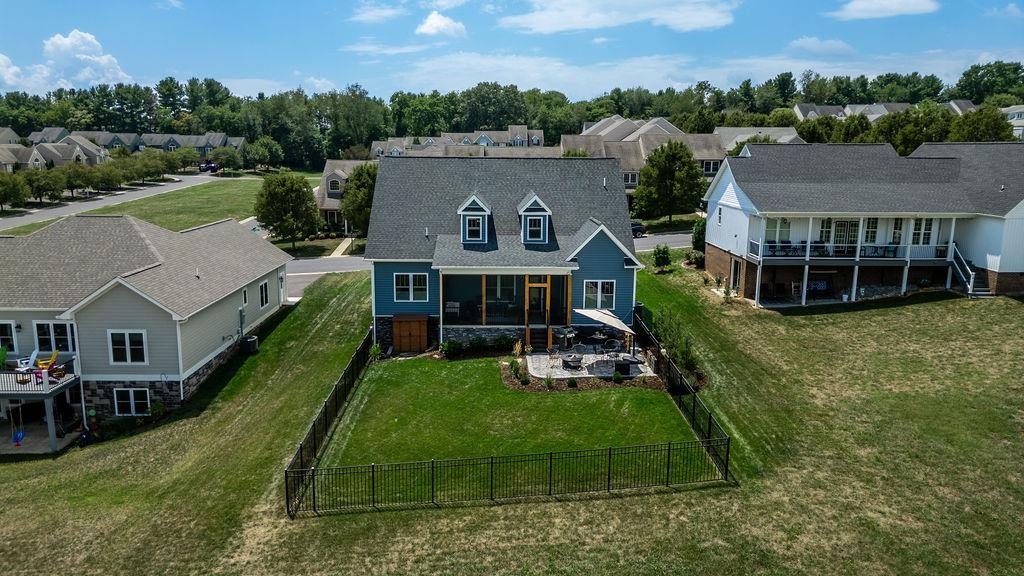 44 WHISPERING OAKS DR