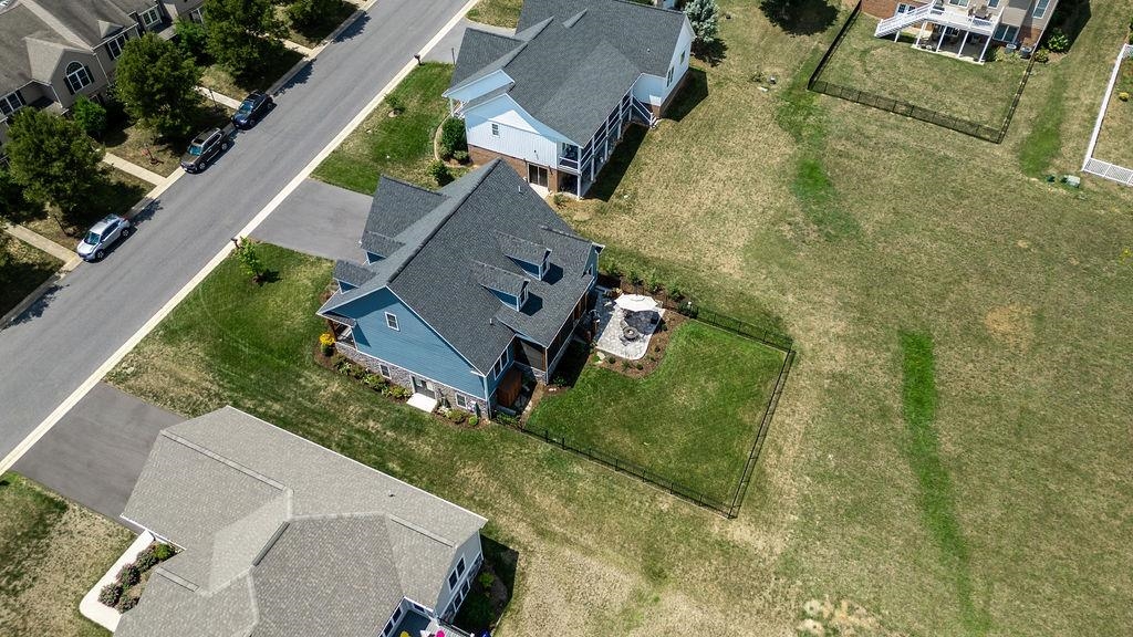 44 WHISPERING OAKS DR