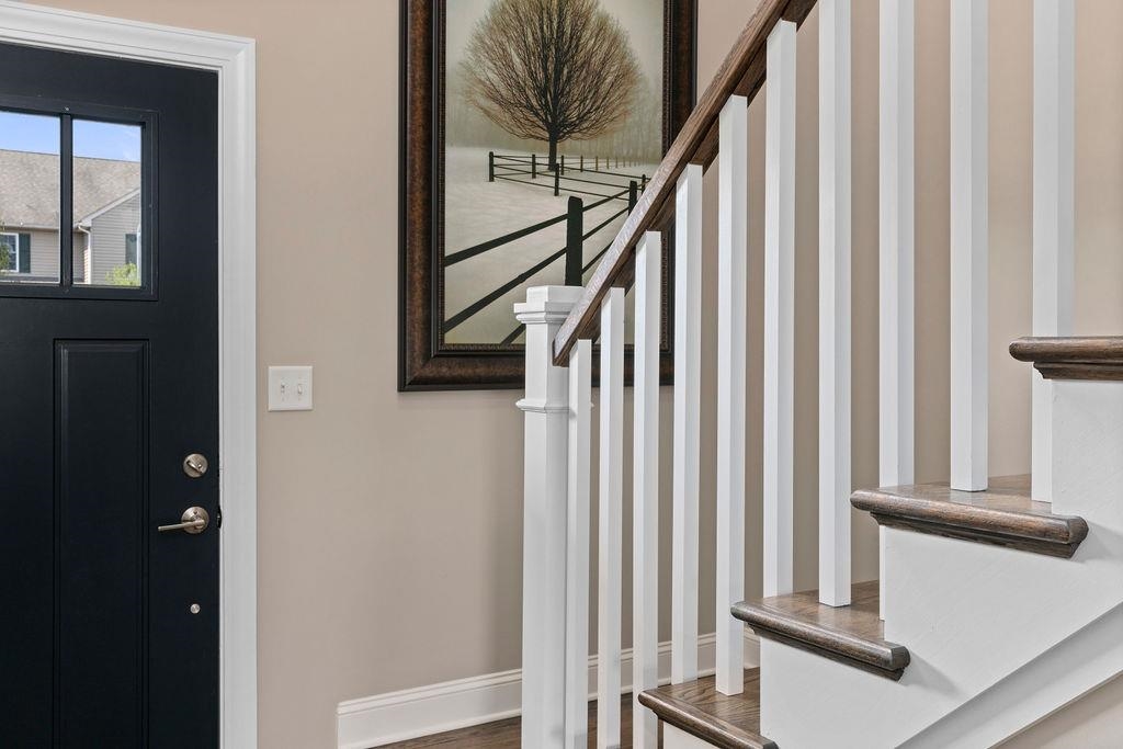 44 WHISPERING OAKS DR