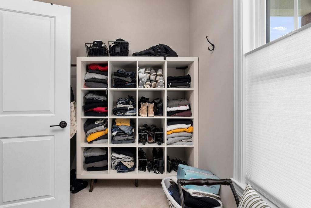 44 WHISPERING OAKS DR