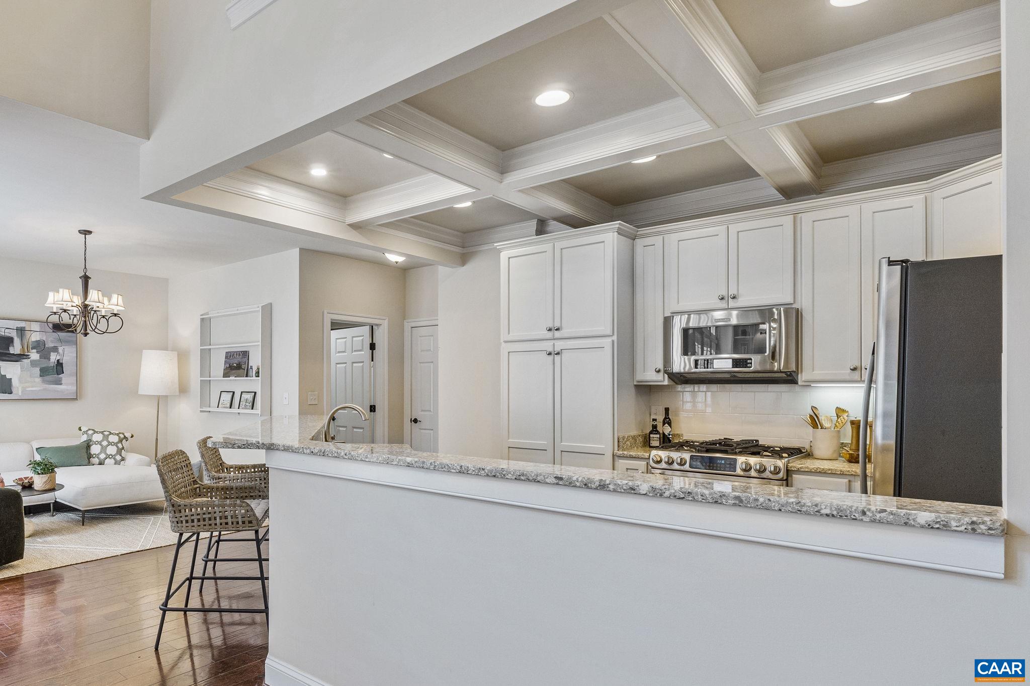 271 CLAREMONT LN