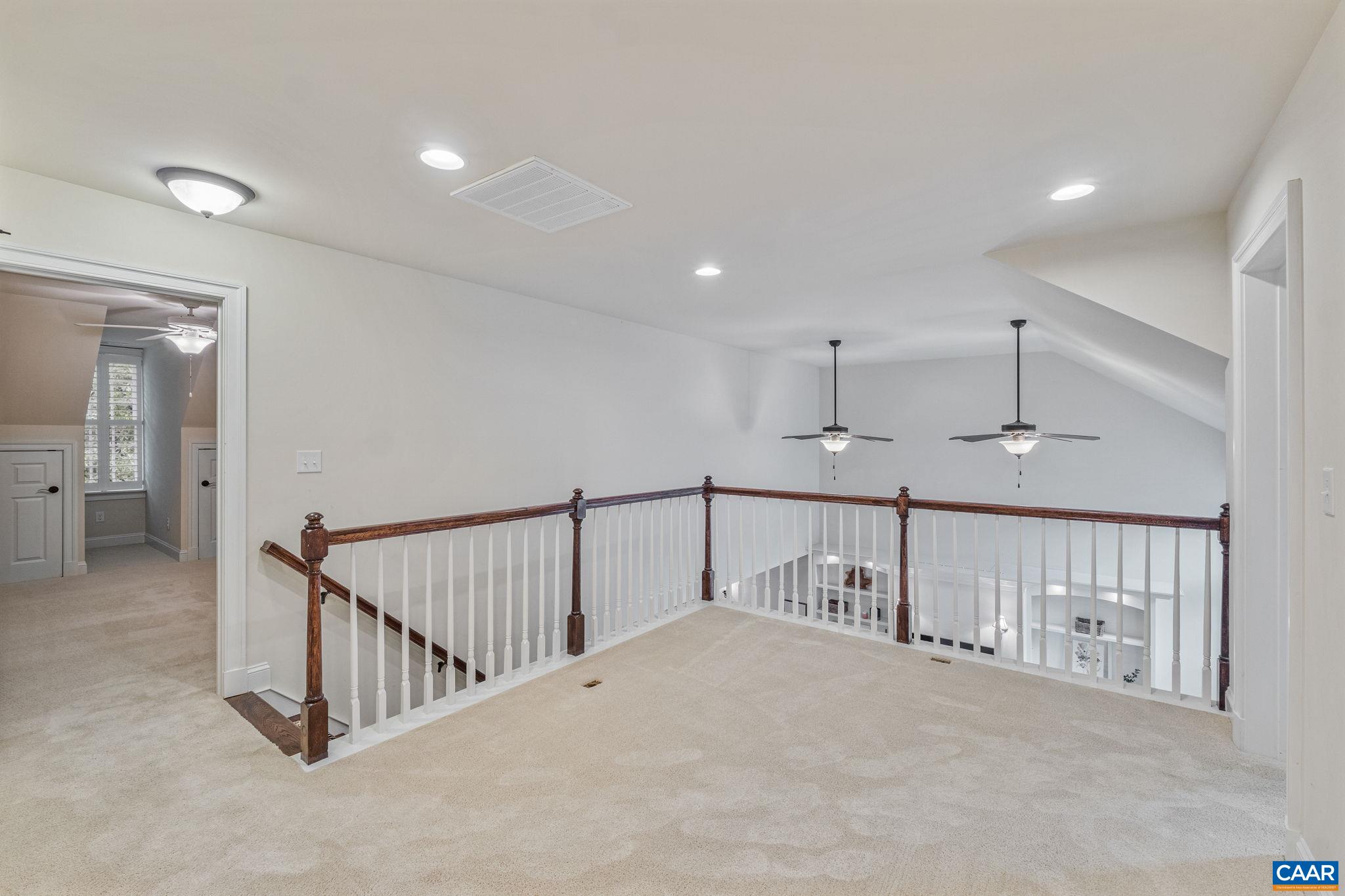 271 CLAREMONT LN