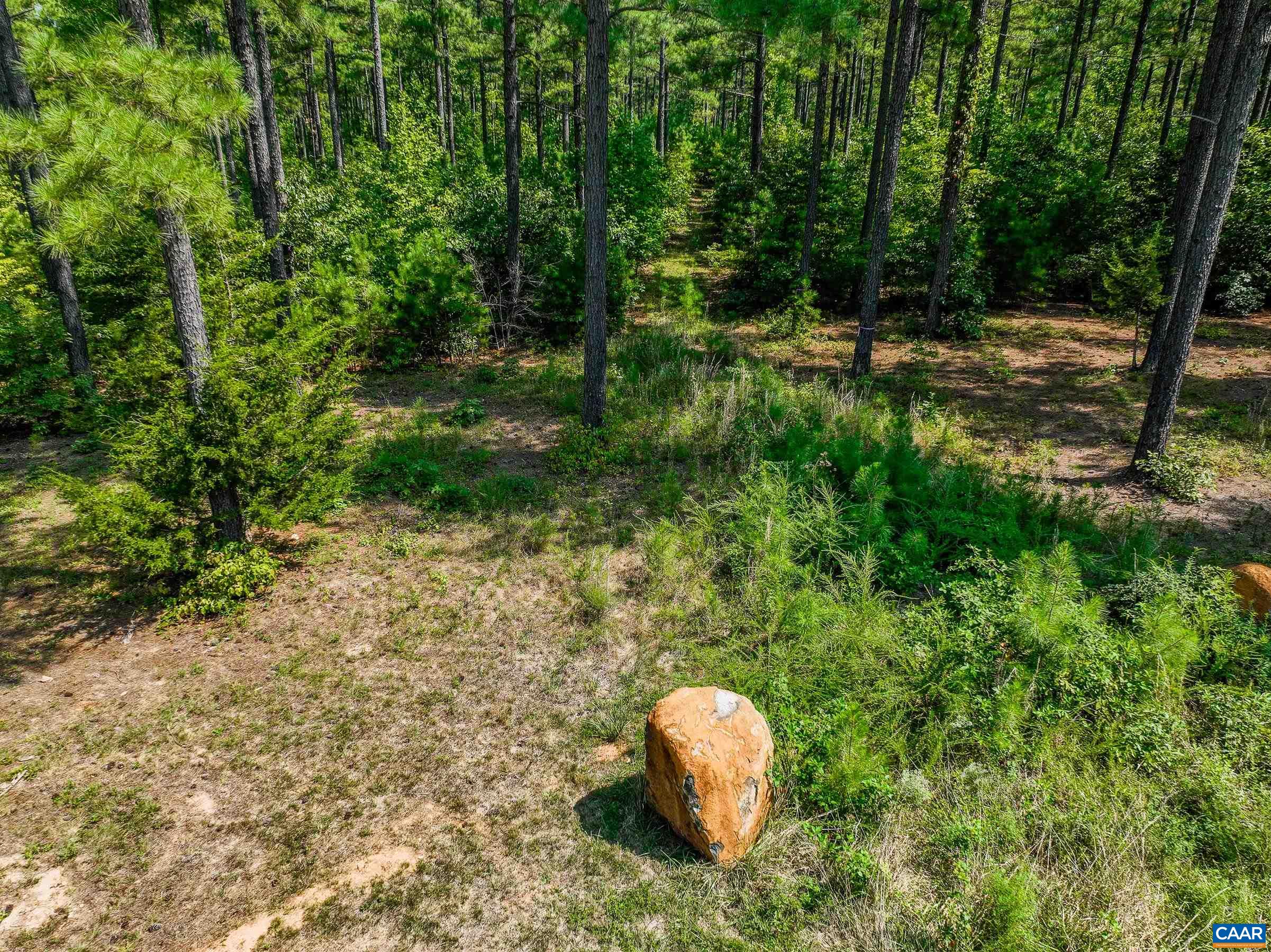 8 PINEY MOUNTAIN LN Unit: 8