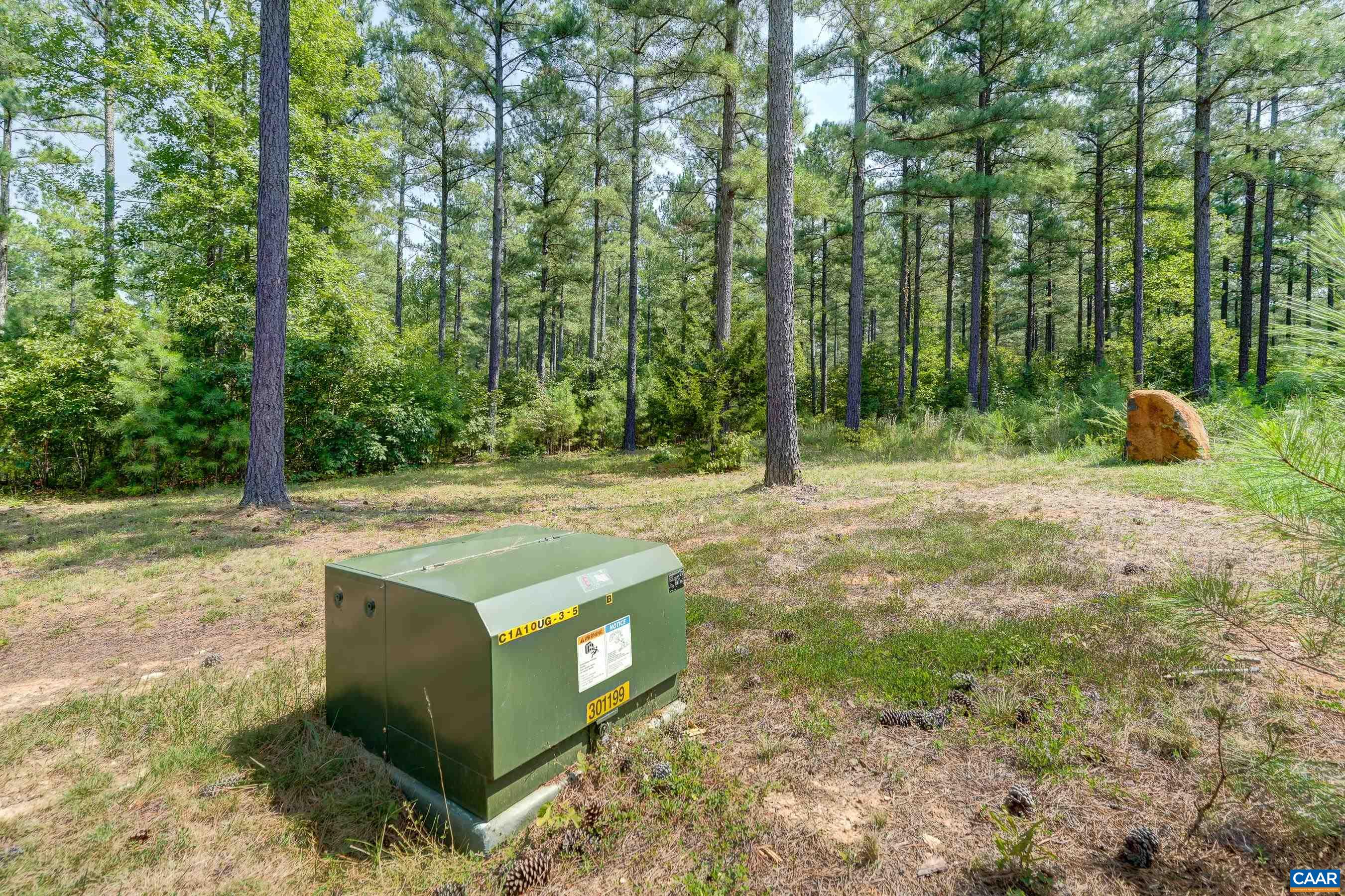 8 PINEY MOUNTAIN LN Unit: 8