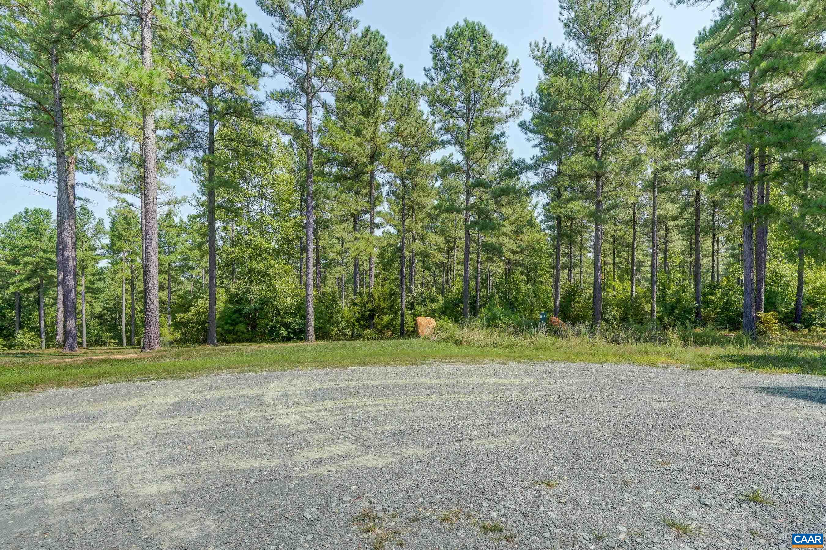 8 PINEY MOUNTAIN LN Unit: 8