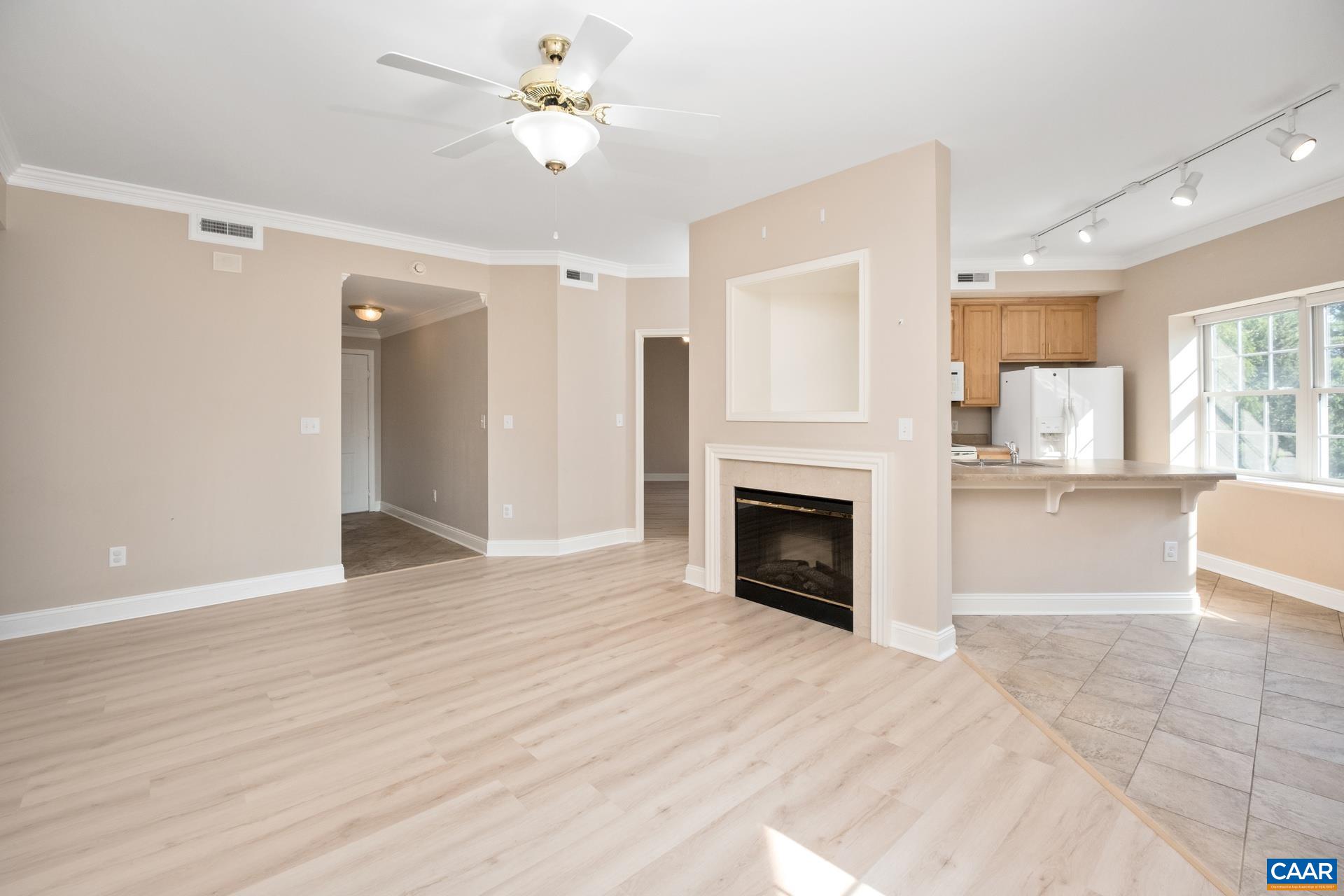 1410 N COALTER ST Unit: 306