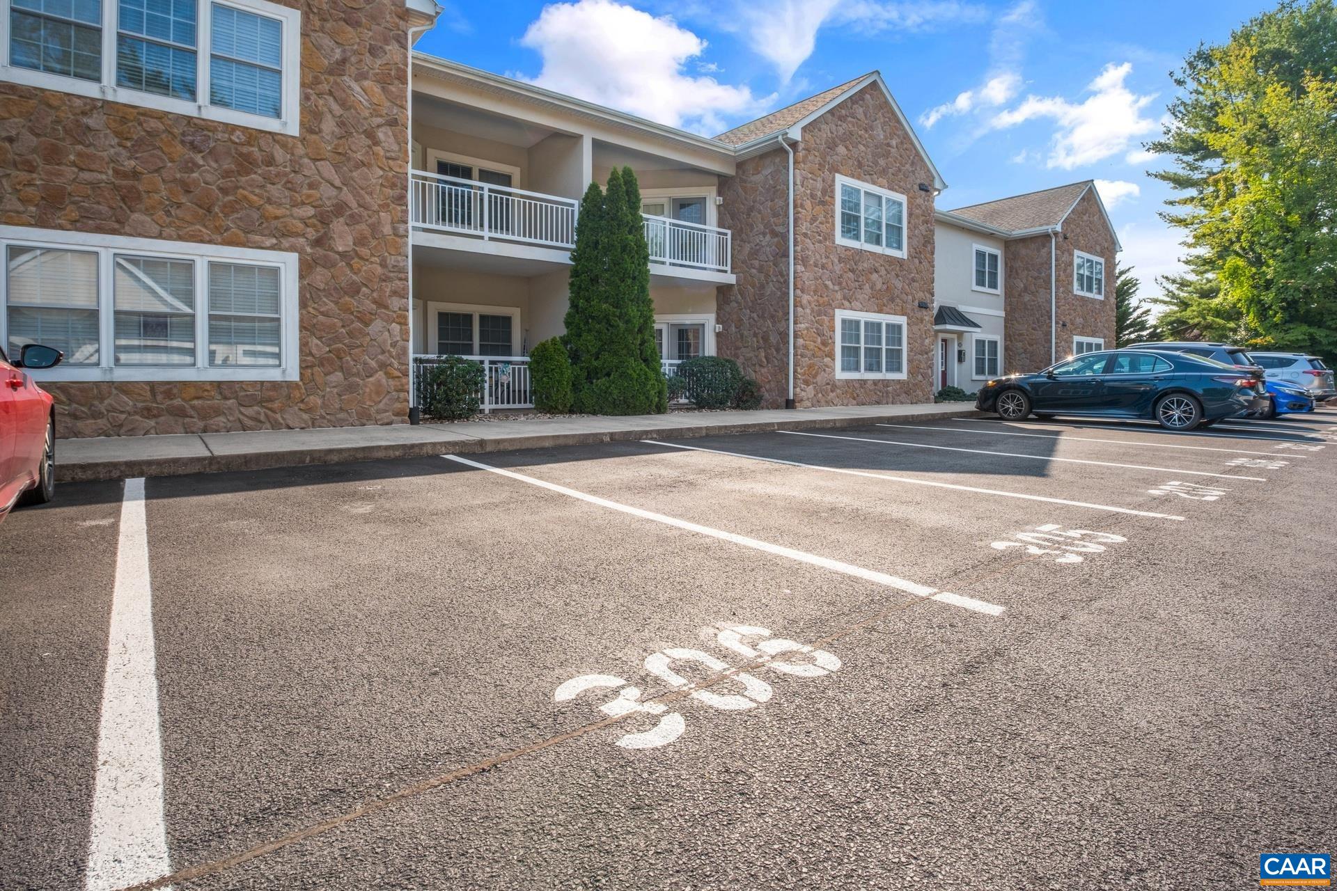 1410 N COALTER ST Unit: 306