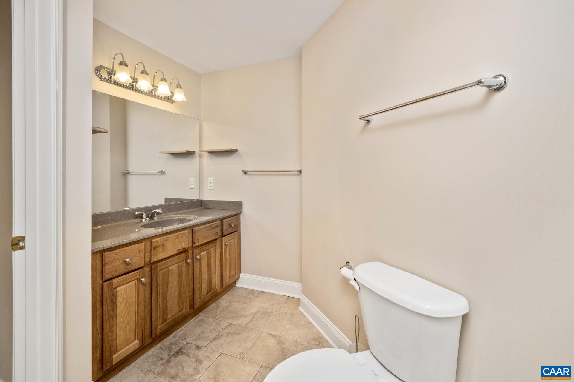 1410 N COALTER ST Unit: 306