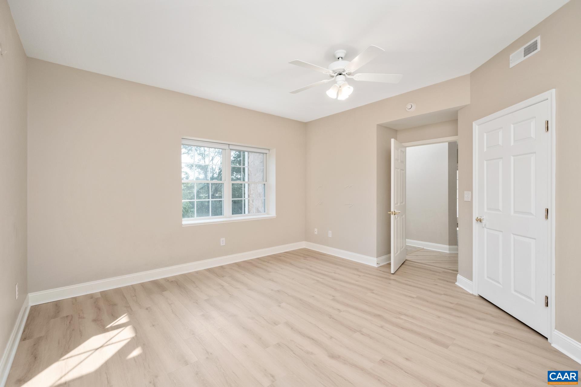 1410 N COALTER ST Unit: 306