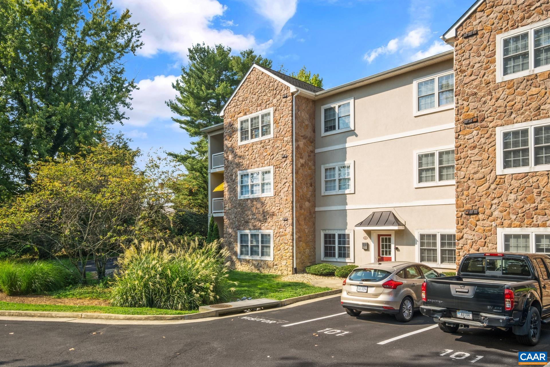 1410 N COALTER ST Unit: 306