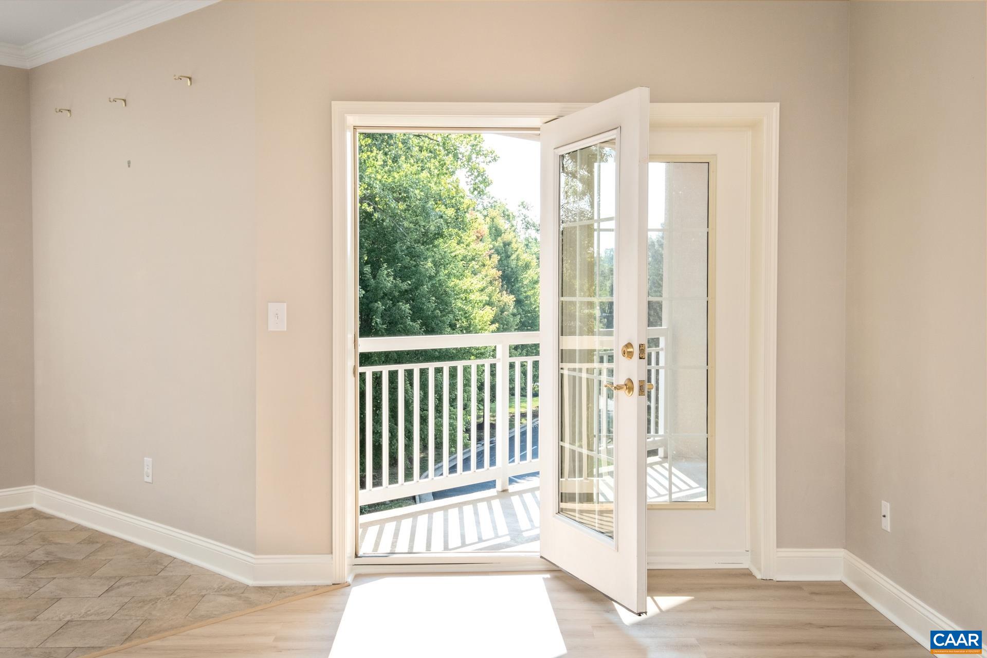 1410 N COALTER ST Unit: 306