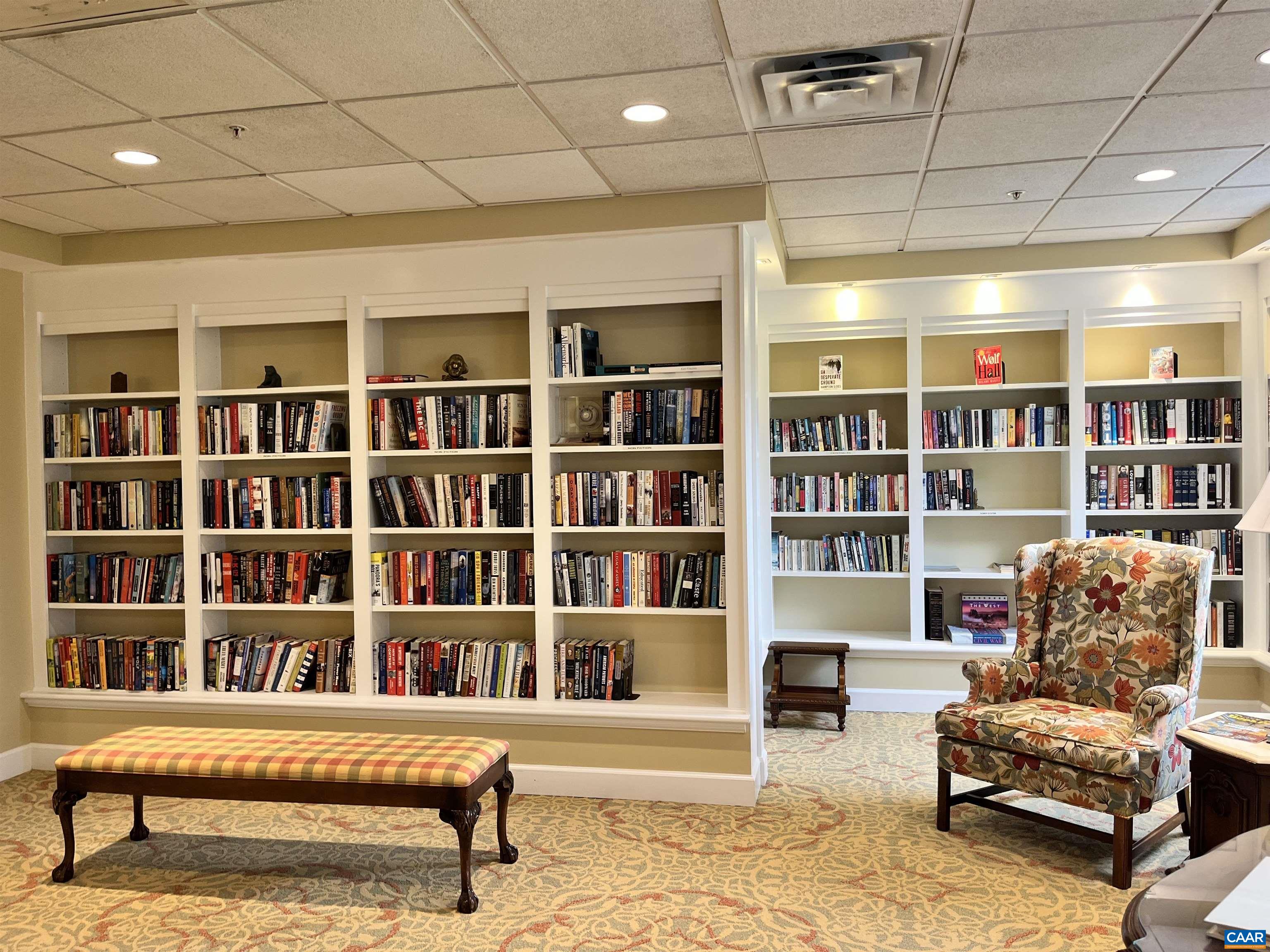 500 CRESTWOOD DR Unit: 1306