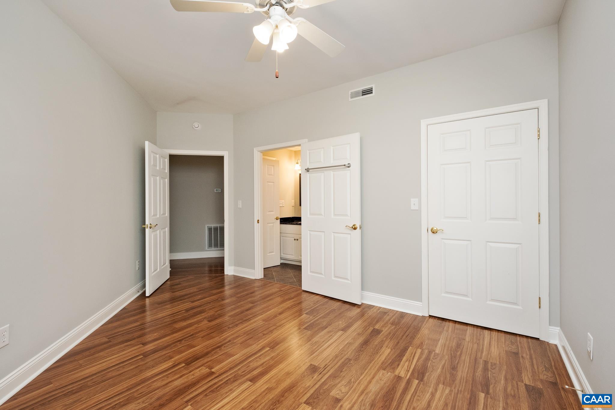 1410 N COALTER ST Unit: 307