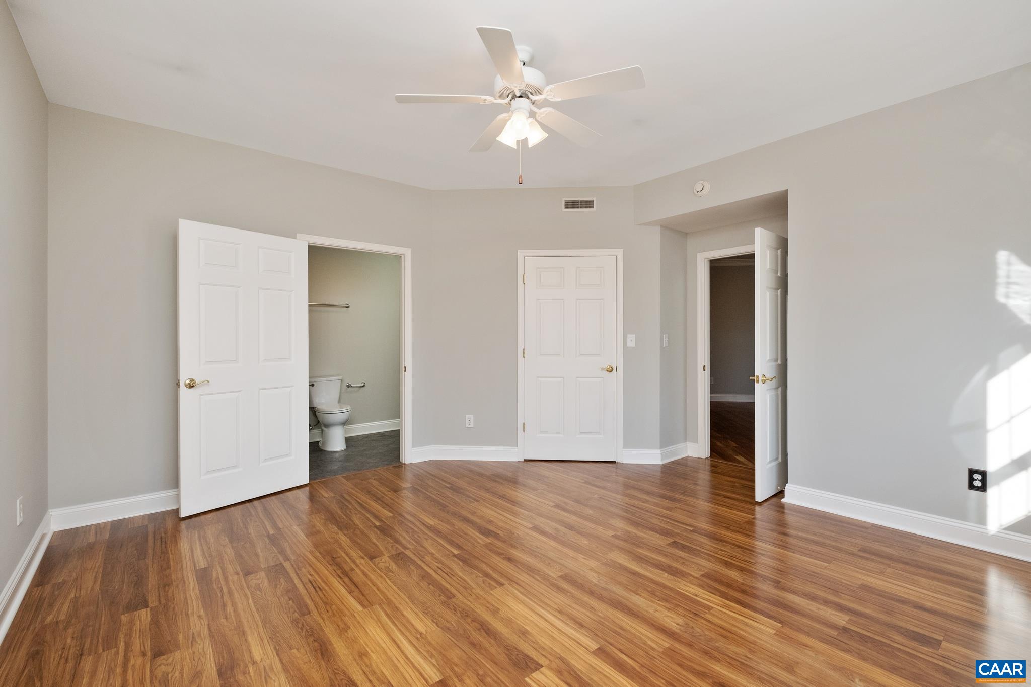 1410 N COALTER ST Unit: 307