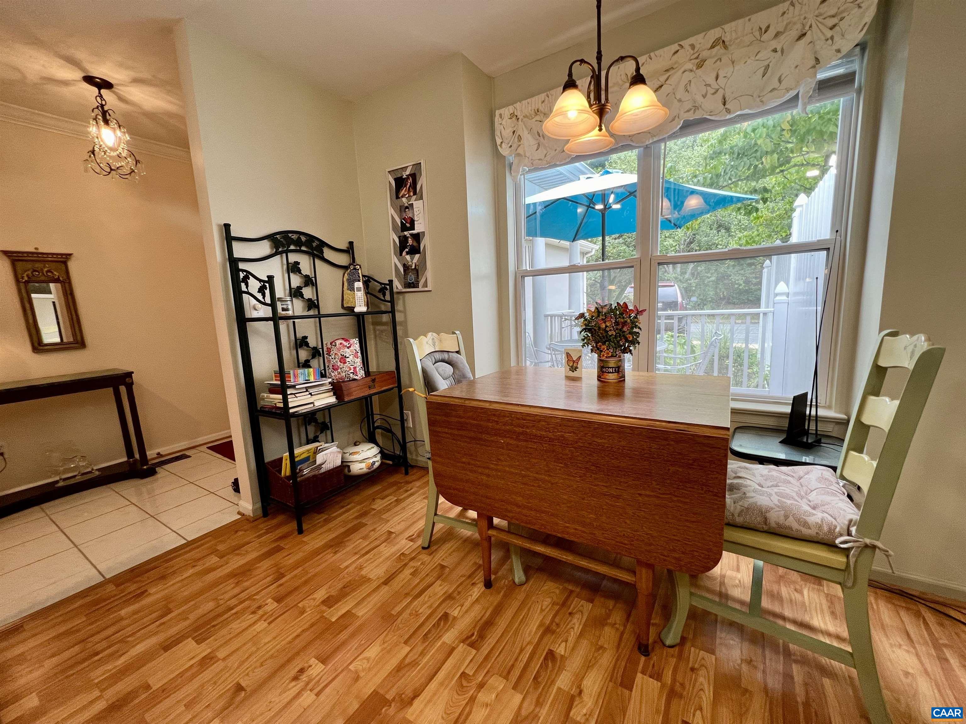 602 MOCKINGBIRD WAY