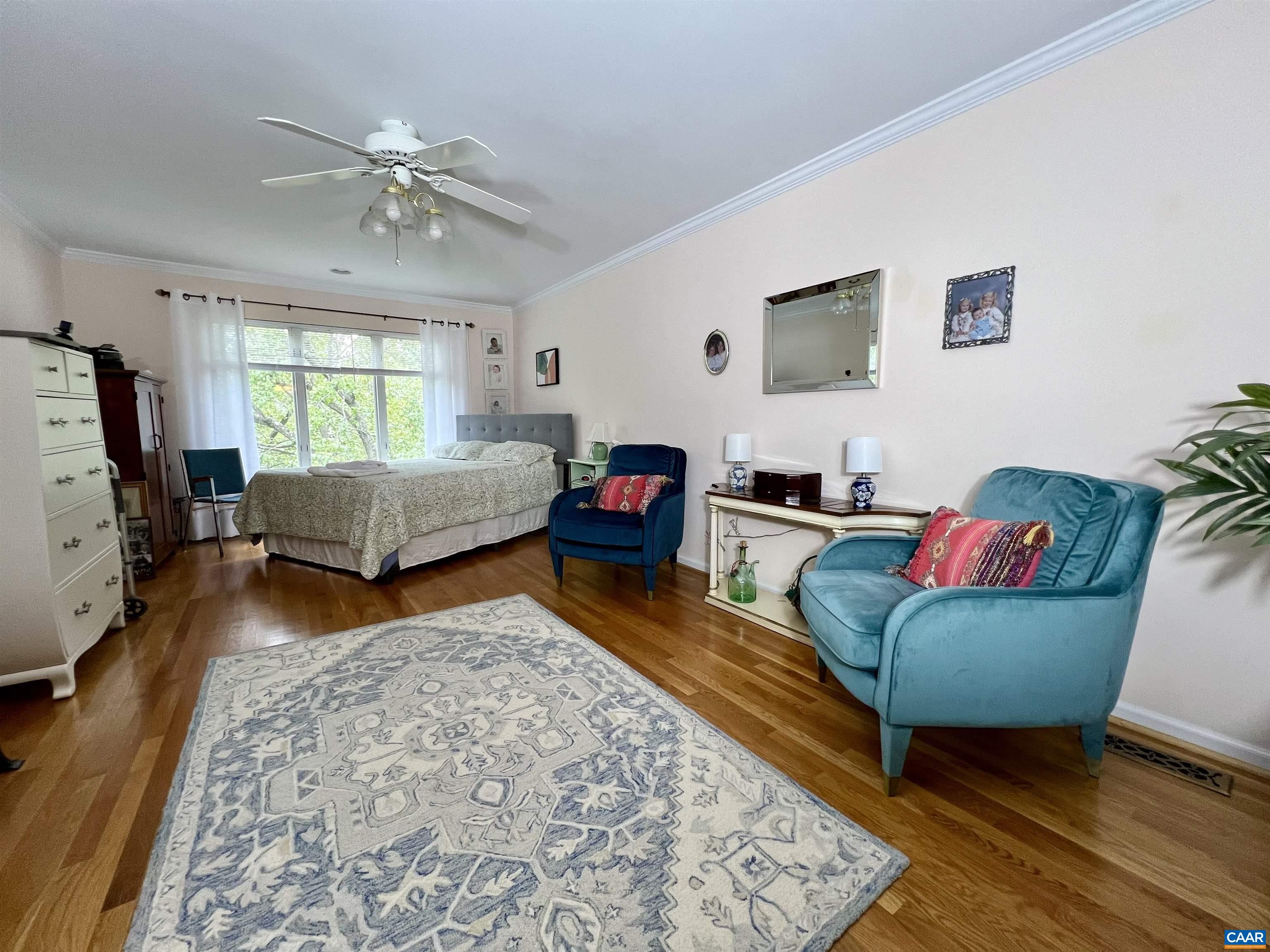 602 MOCKINGBIRD WAY