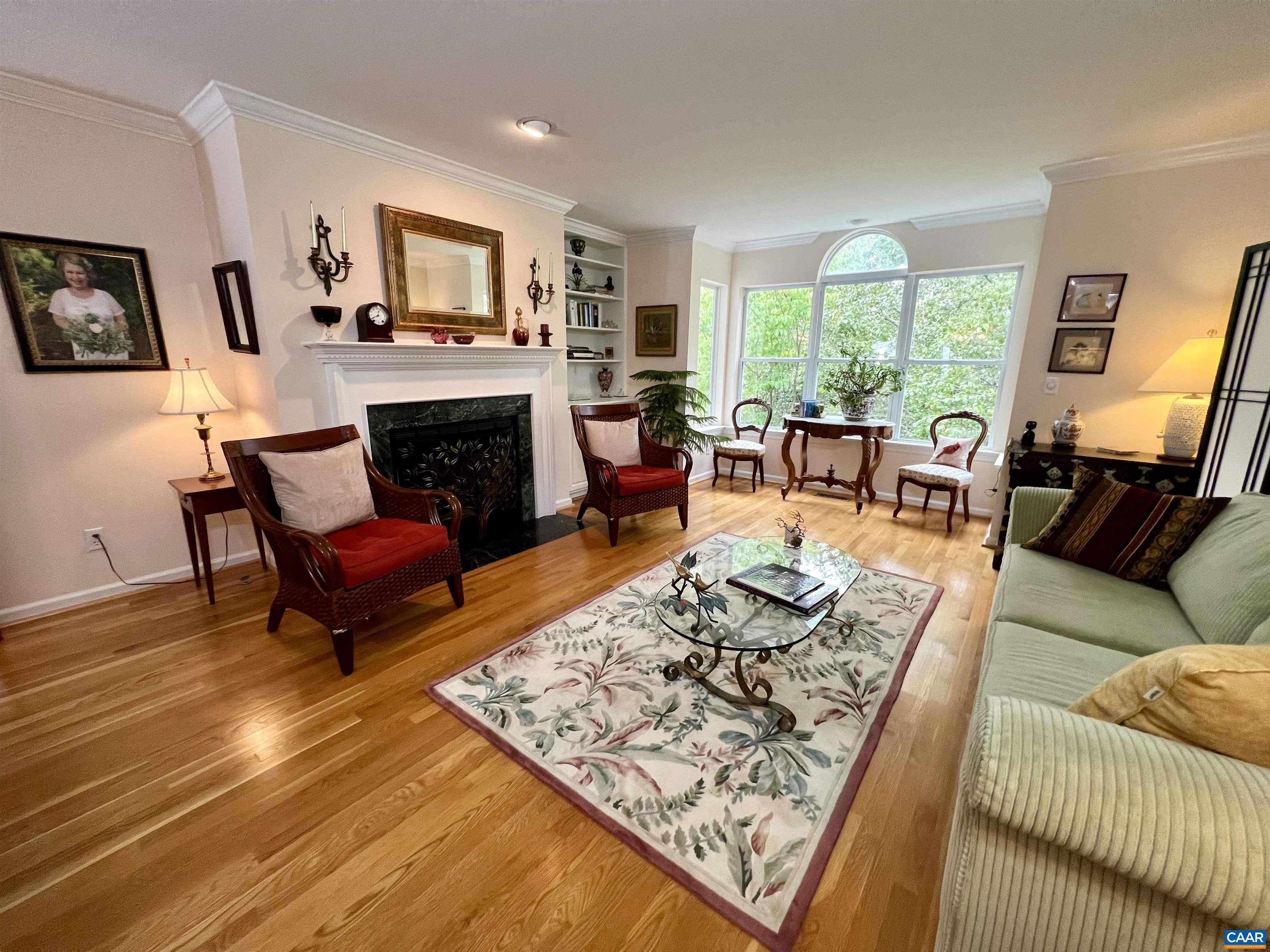 602 MOCKINGBIRD WAY