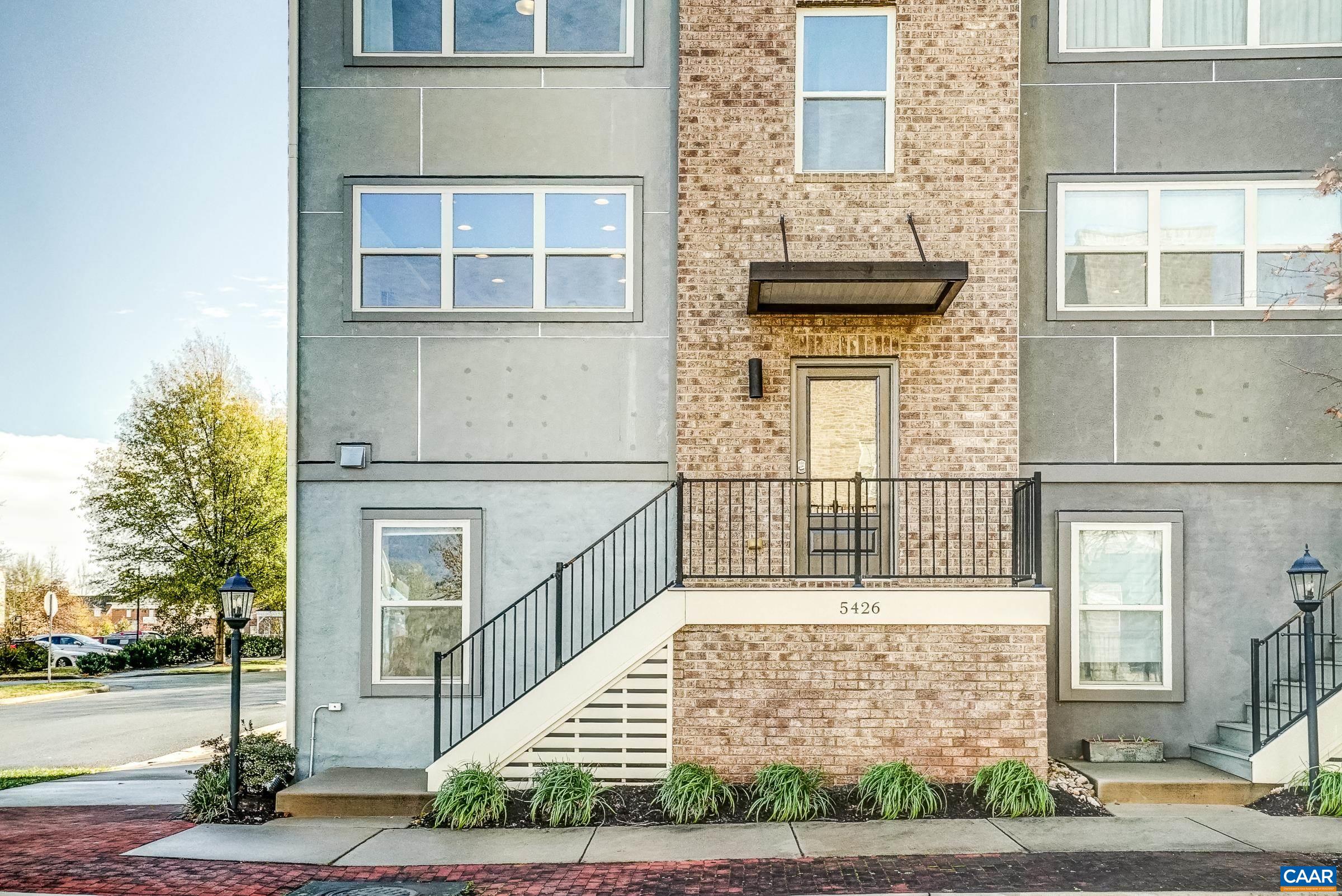 5426 ASHLAR AVE
