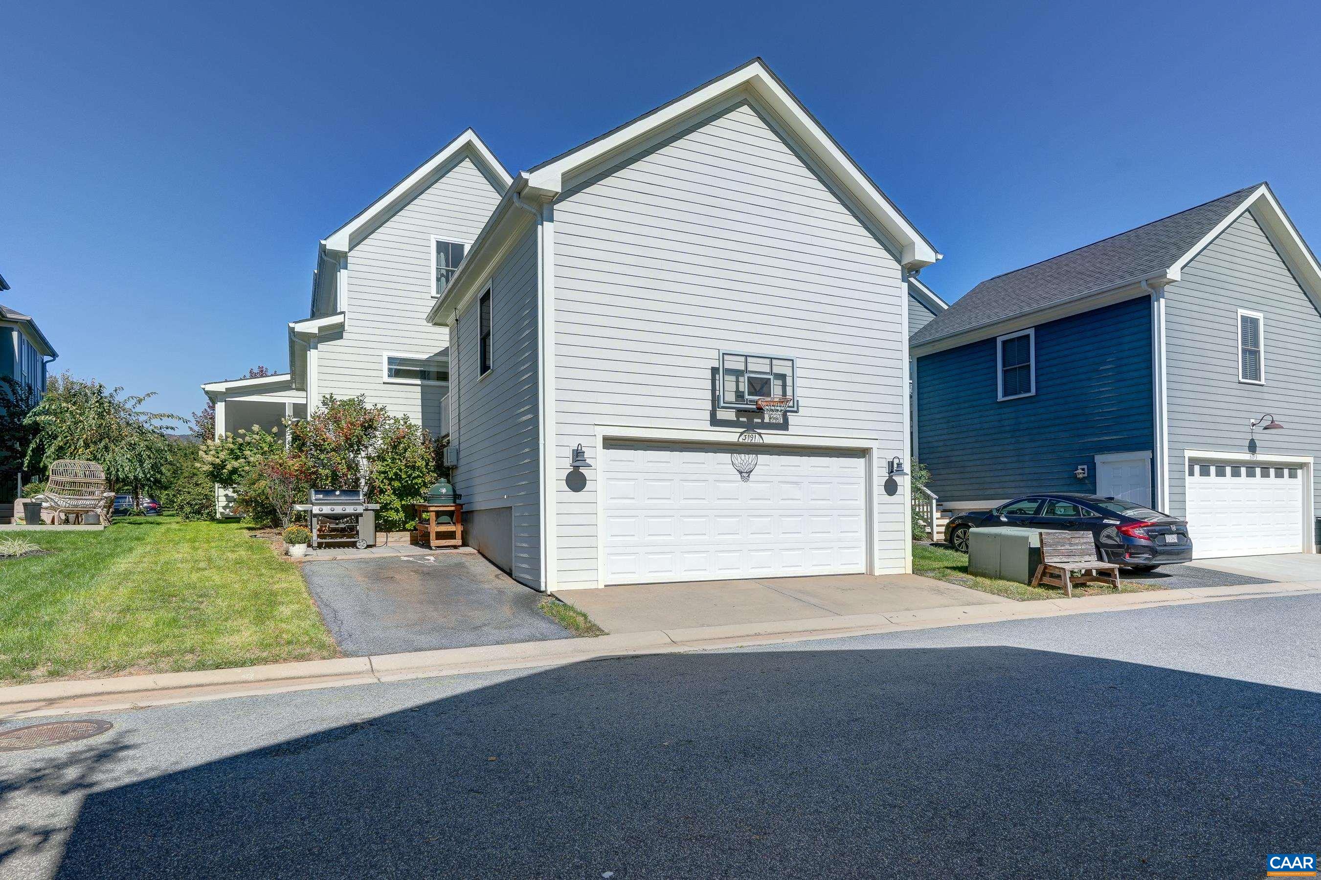 3072 GLEN VALLEY DR