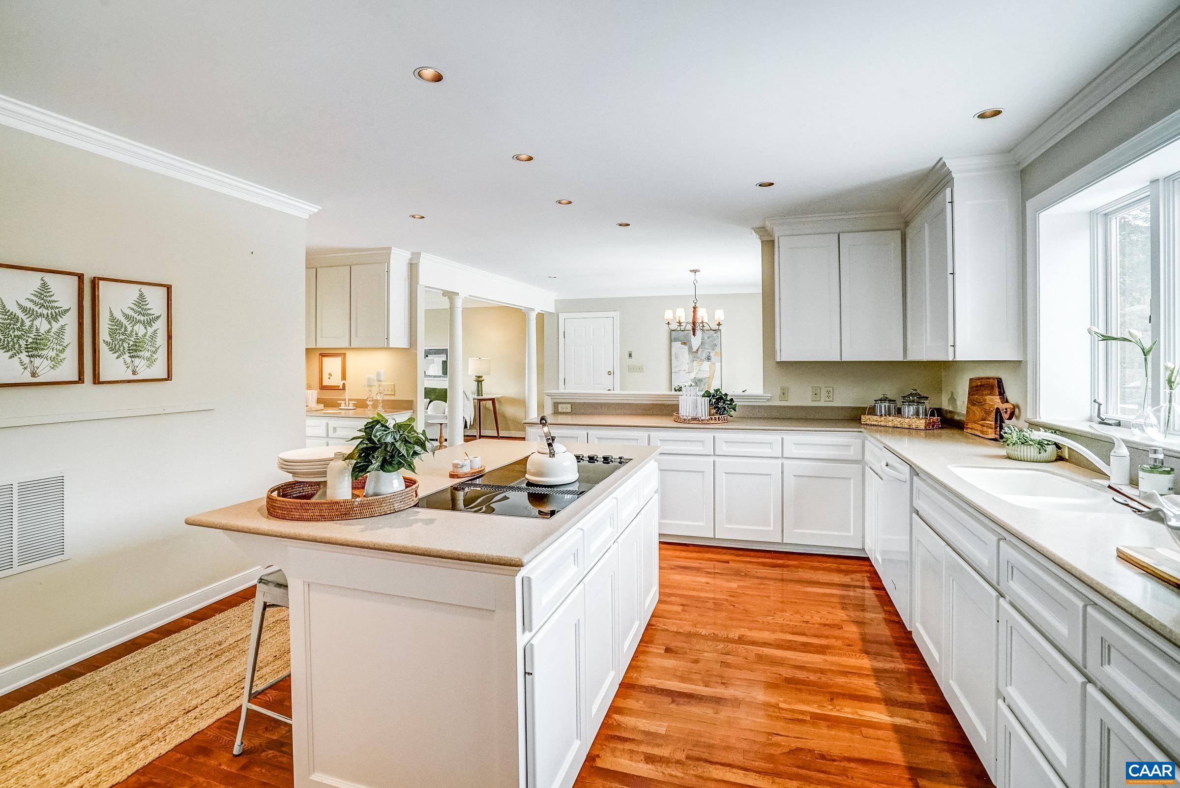 275 JEFFERS DR