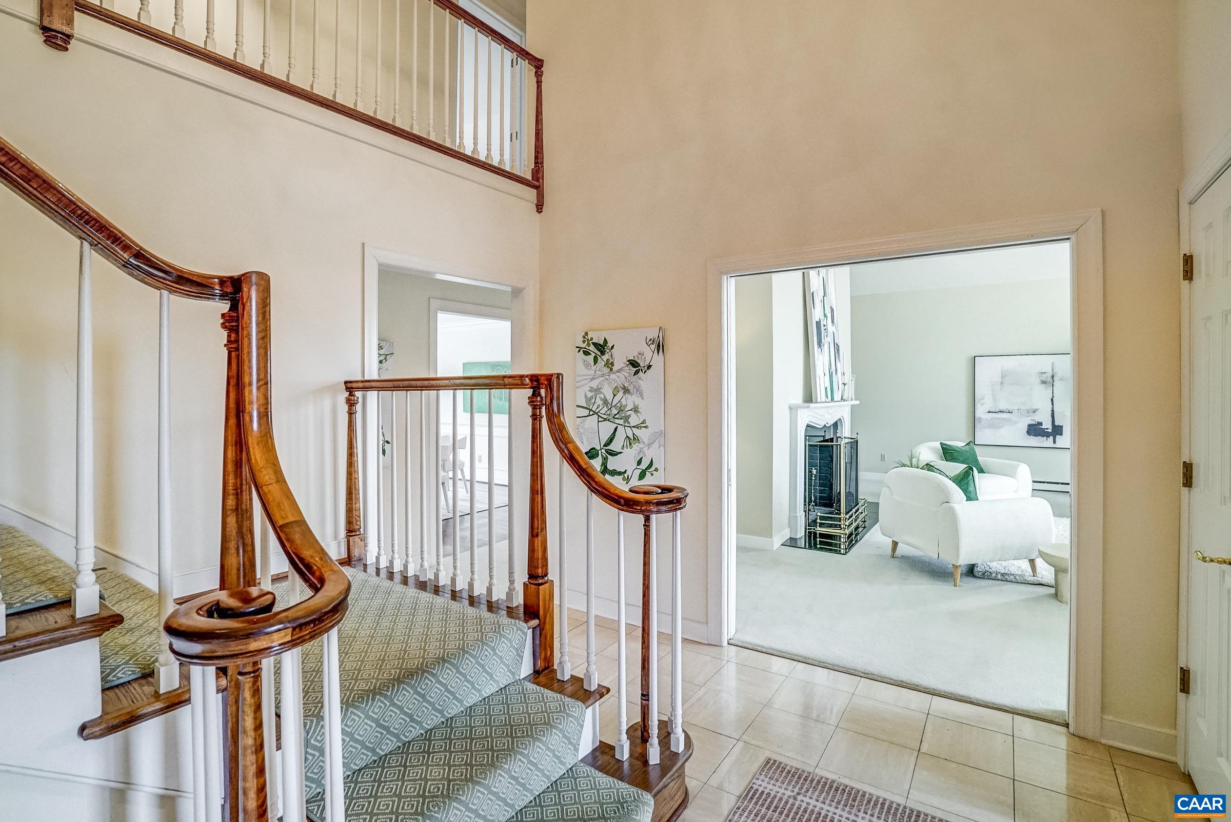 275 JEFFERS DR